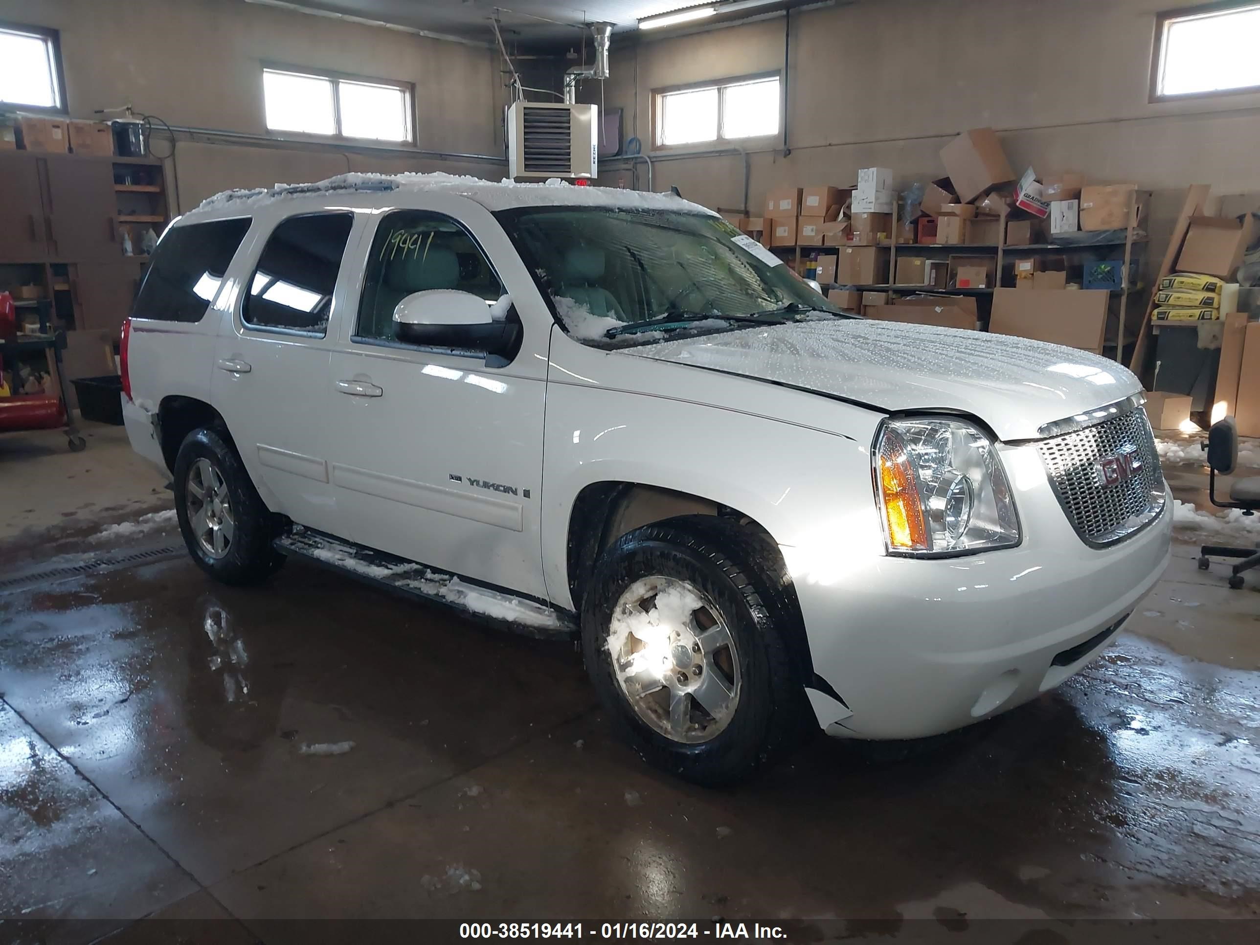 GMC YUKON 2009 1gkec33329r265665