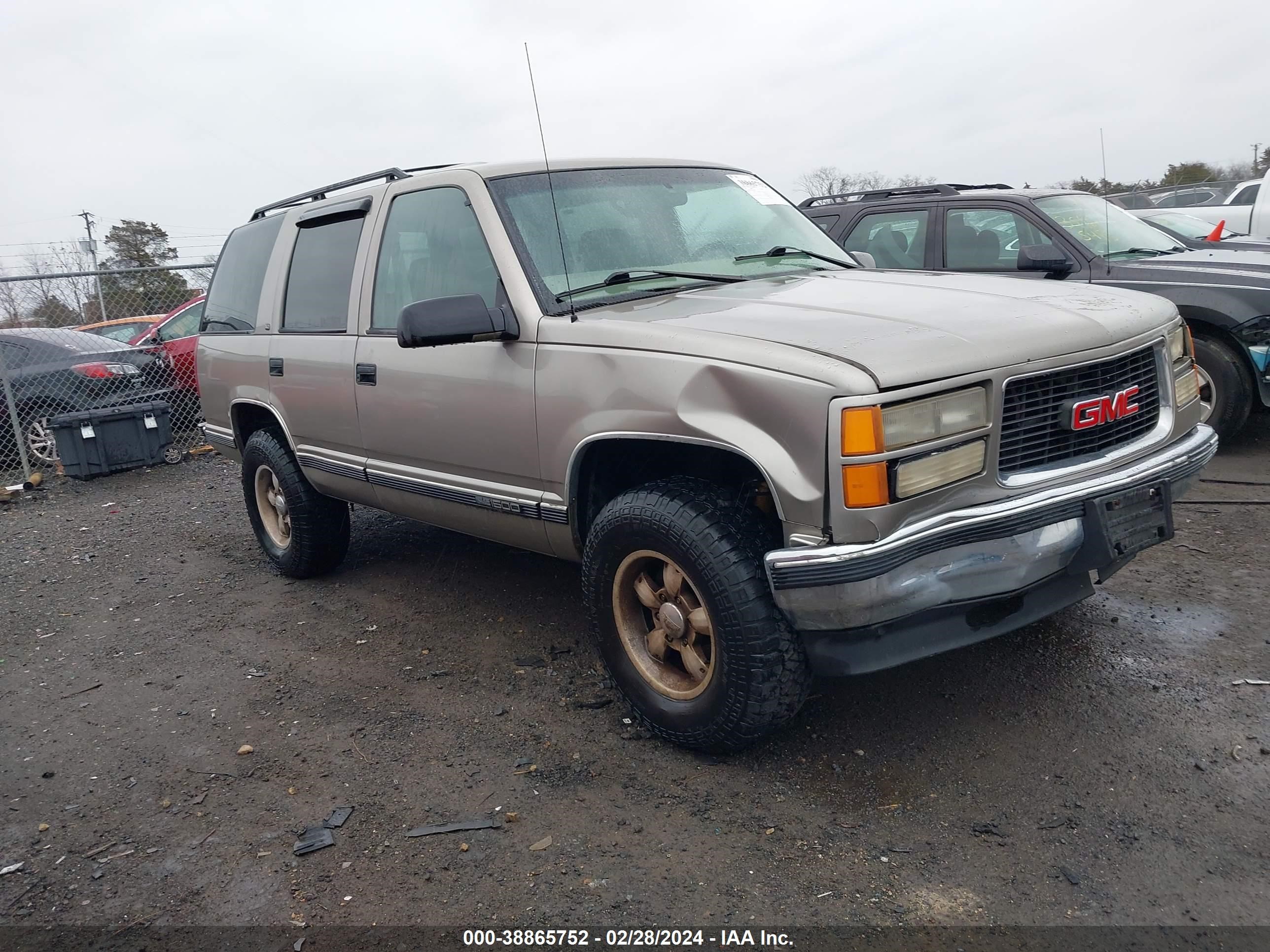 GMC YUKON 1999 1gkek13r9xj796496