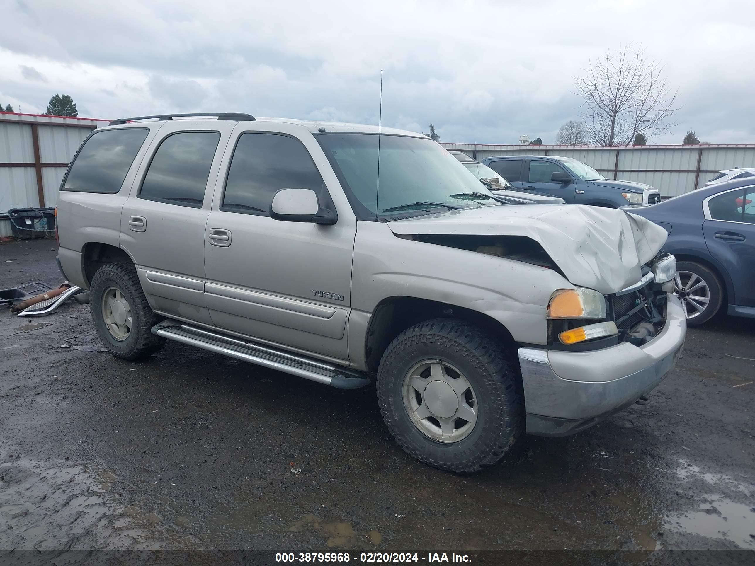 GMC YUKON 2004 1gkek13v74r236552