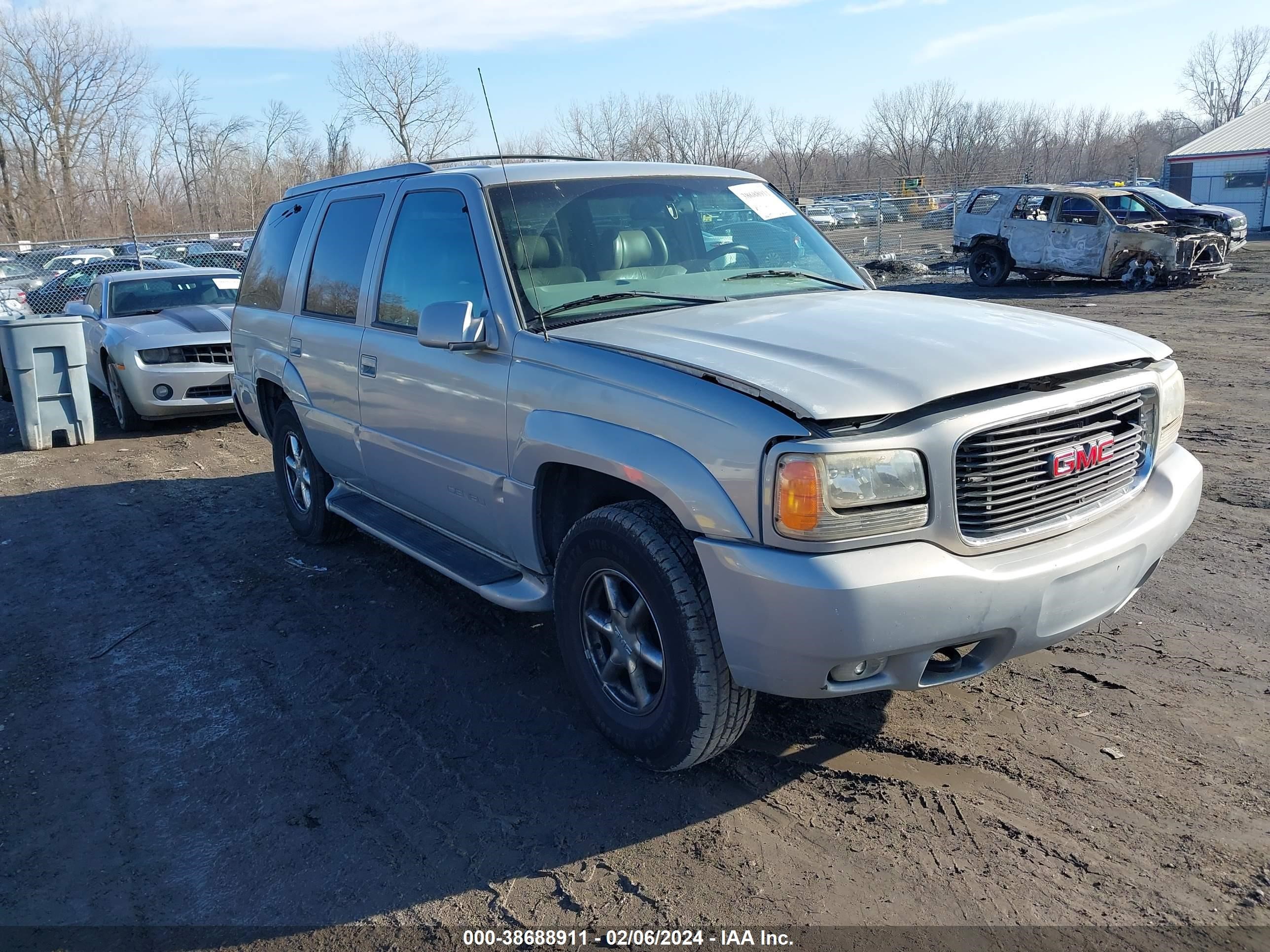 GMC YUKON 2000 1gkek63r3yr212559