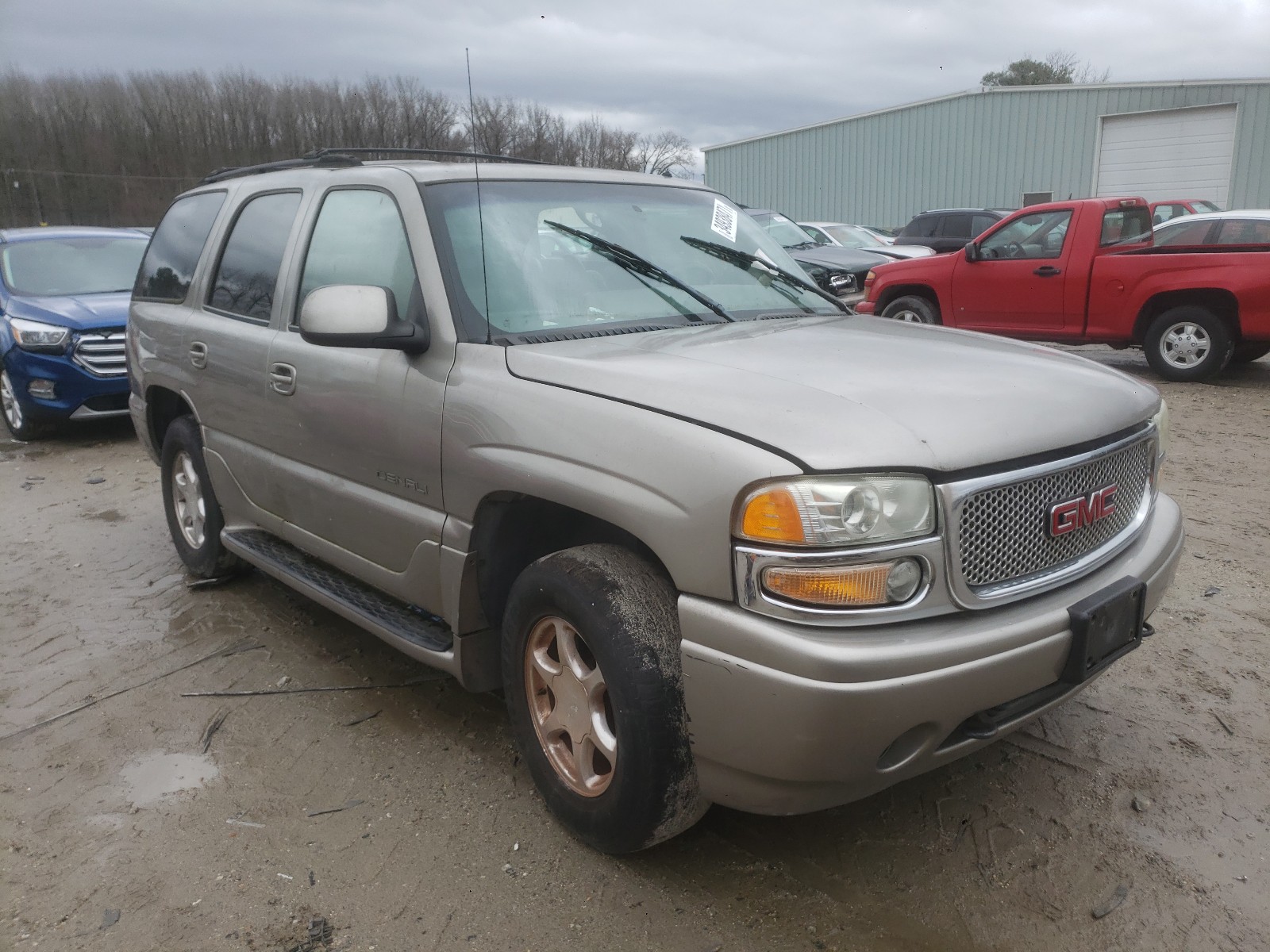 GMC DENALI 2002 1gkek63u52j256279