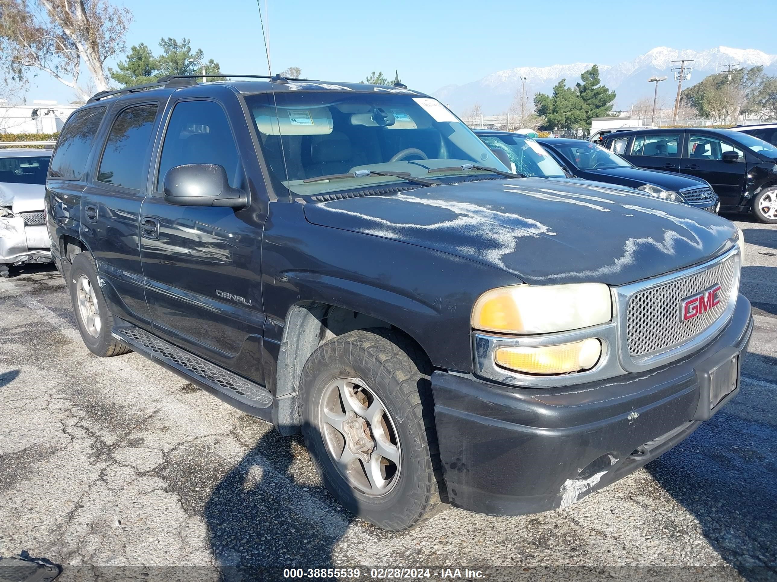 GMC YUKON 2003 1gkek63u63j320573