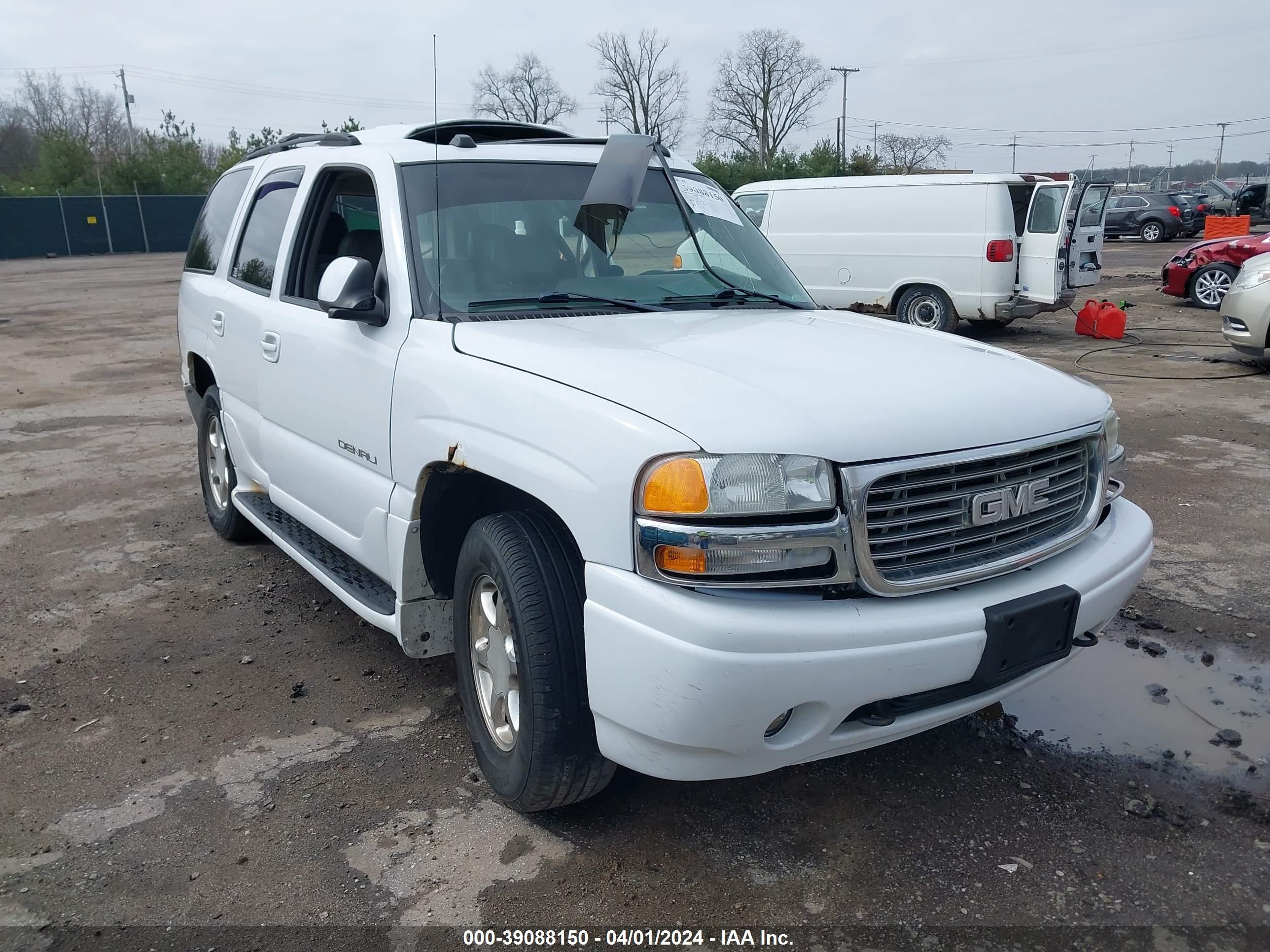 GMC YUKON 2004 1gkek63u94j288655