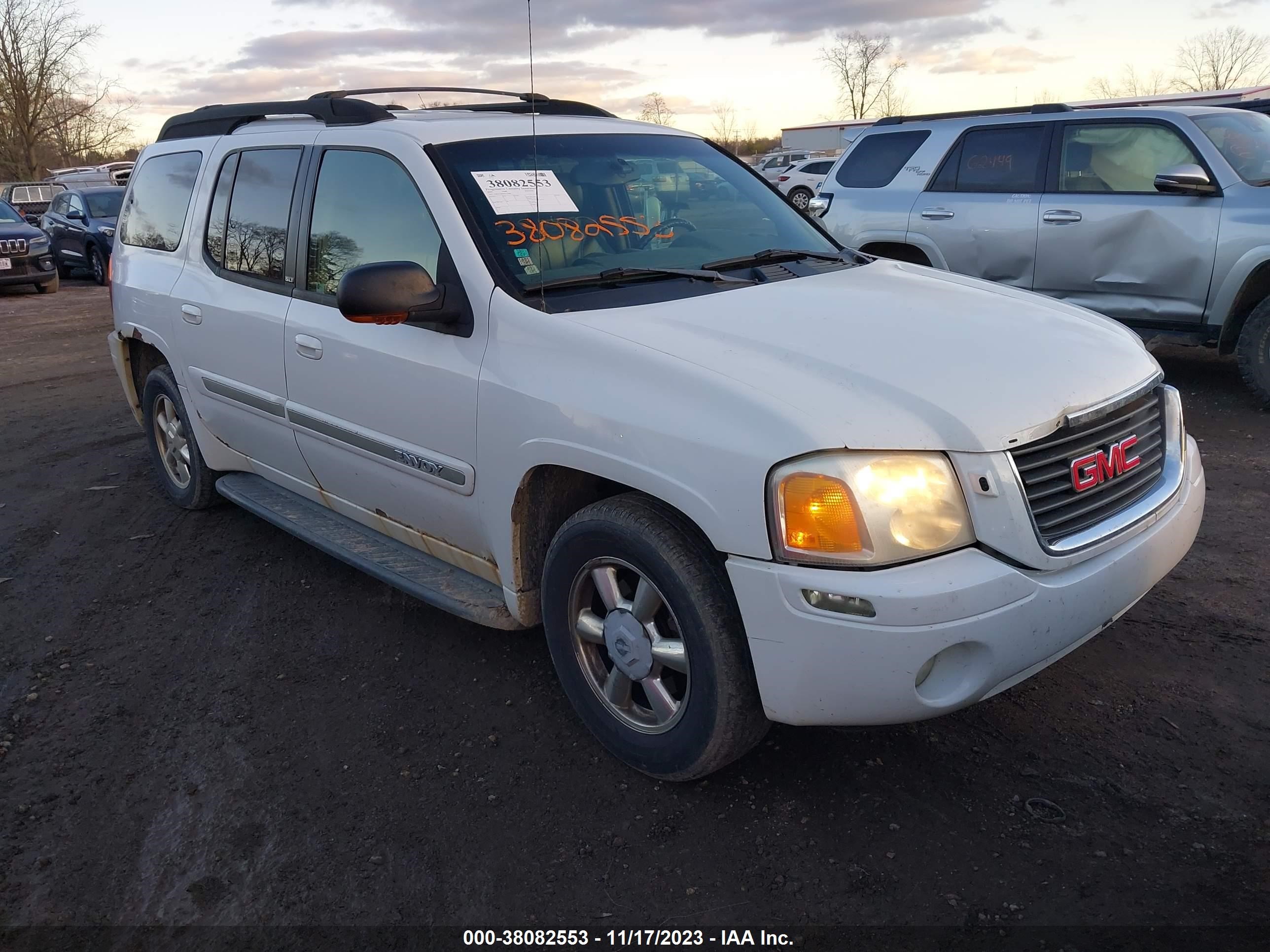 GMC ENVOY 2003 1gket16s036125906