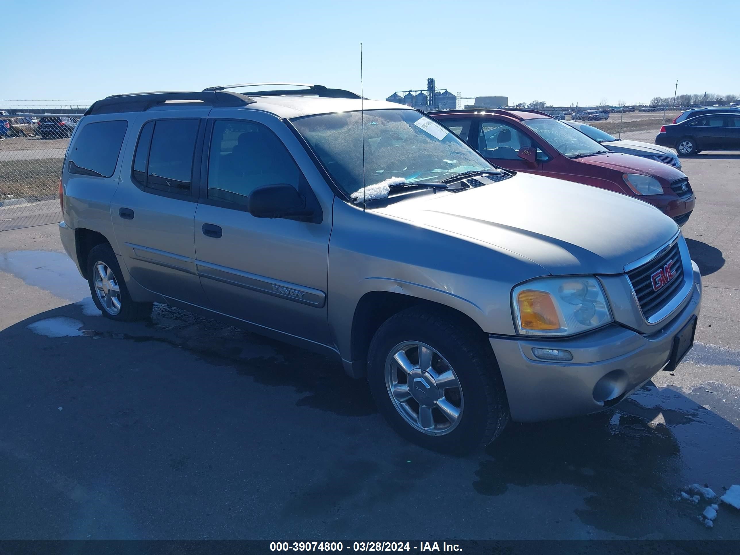 GMC ENVOY 2003 1gket16s136160941