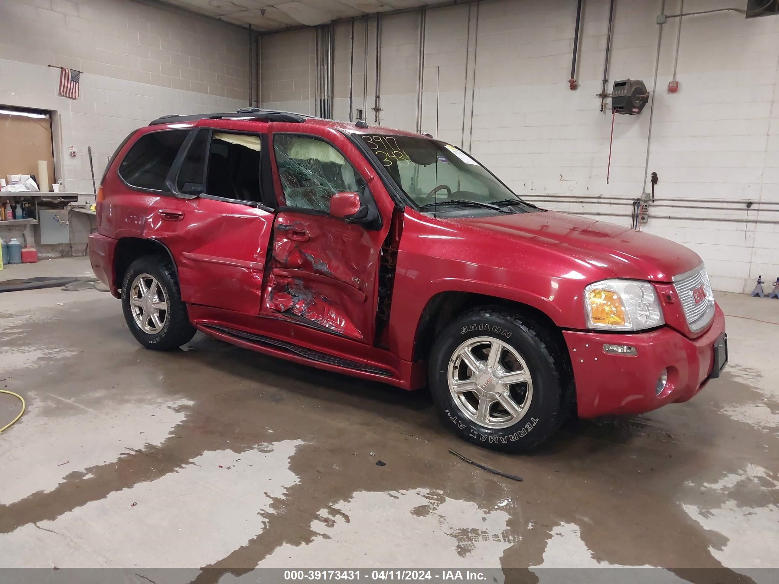 GMC ENVOY 2005 1gket63m652318381