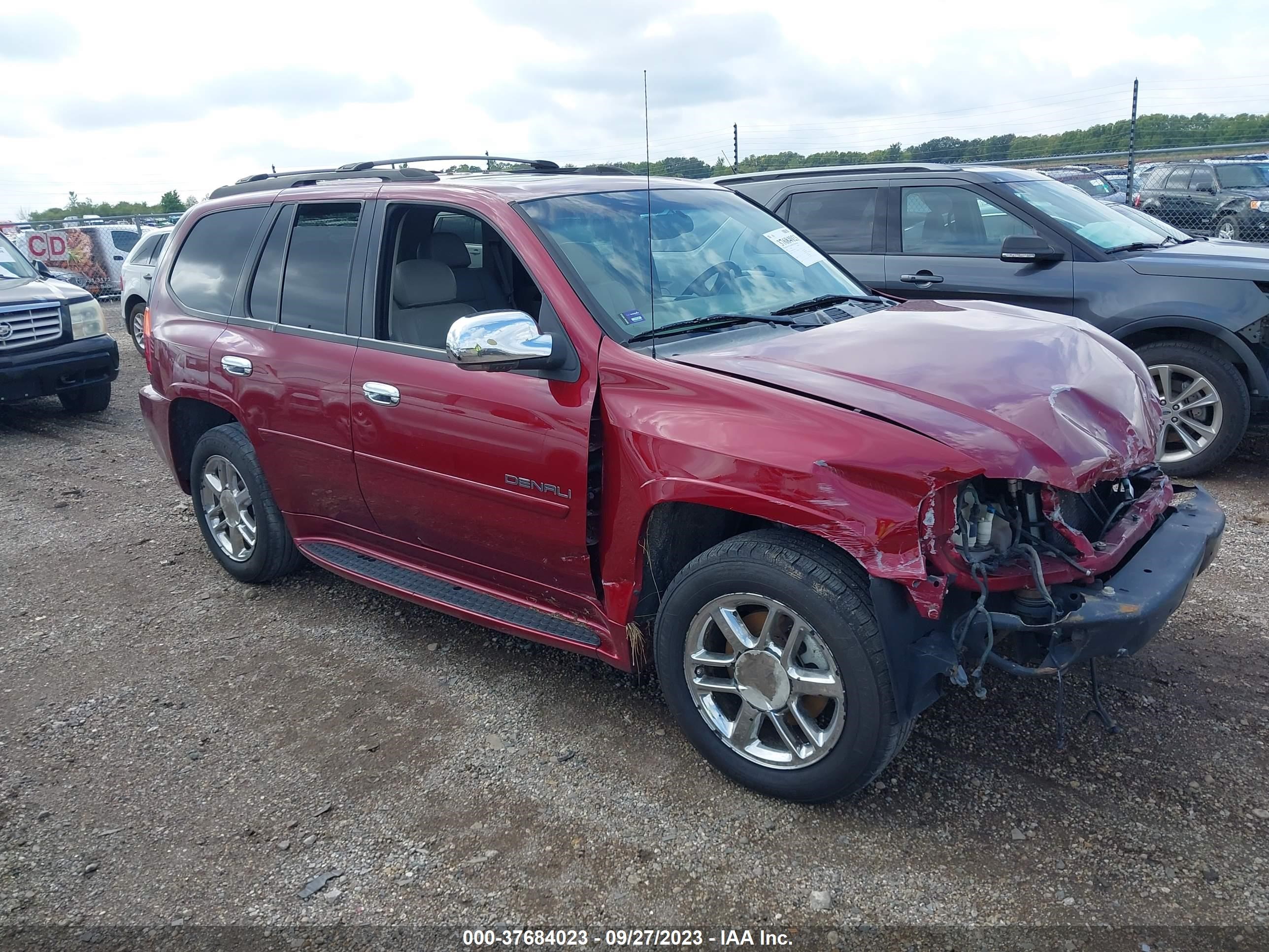 GMC ENVOY 2007 1gket63m672250554