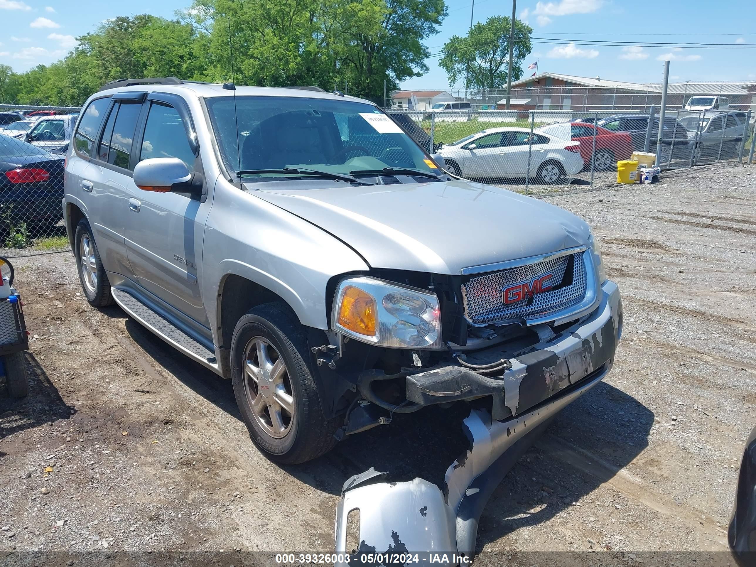 GMC ENVOY 2005 1gket63m952340259