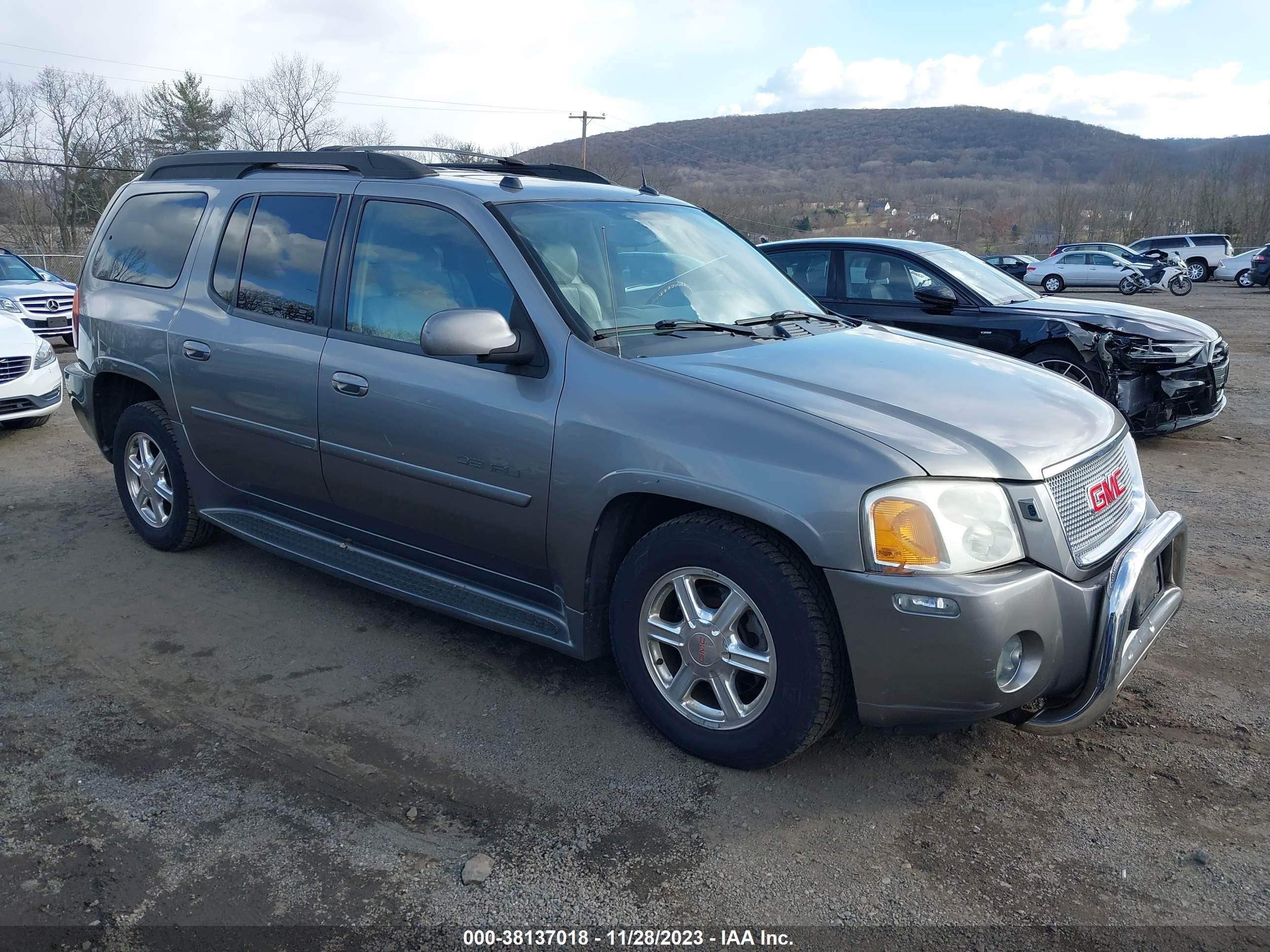 GMC ENVOY 2005 1gket66m356204875