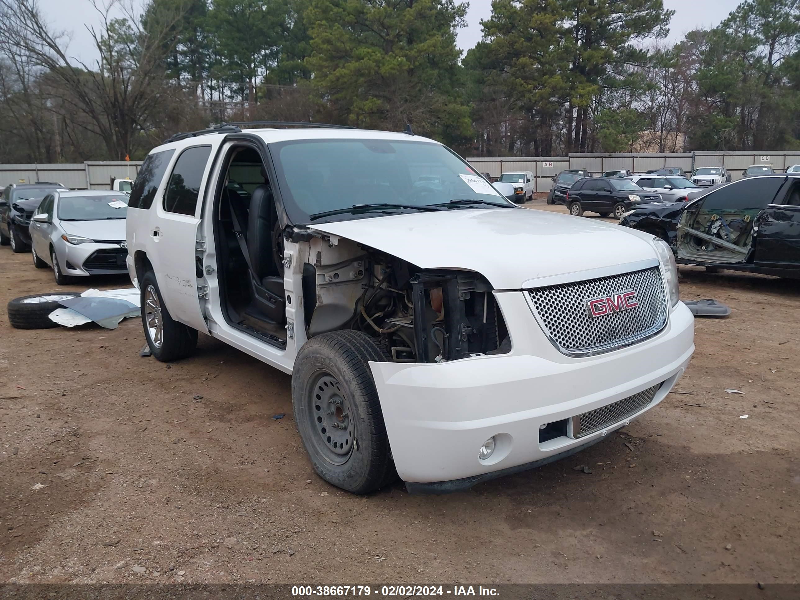 GMC YUKON 2007 1gkfc13017r399241