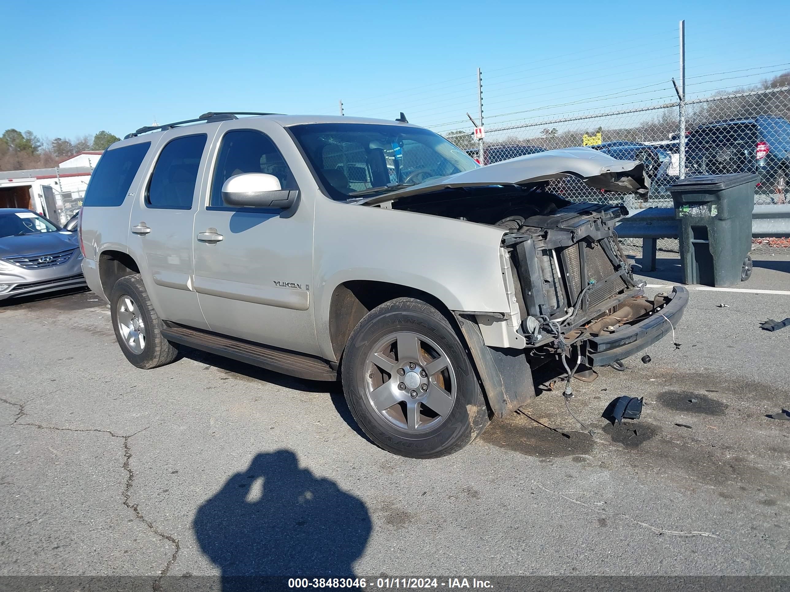 GMC YUKON 2007 1gkfc13047r407834