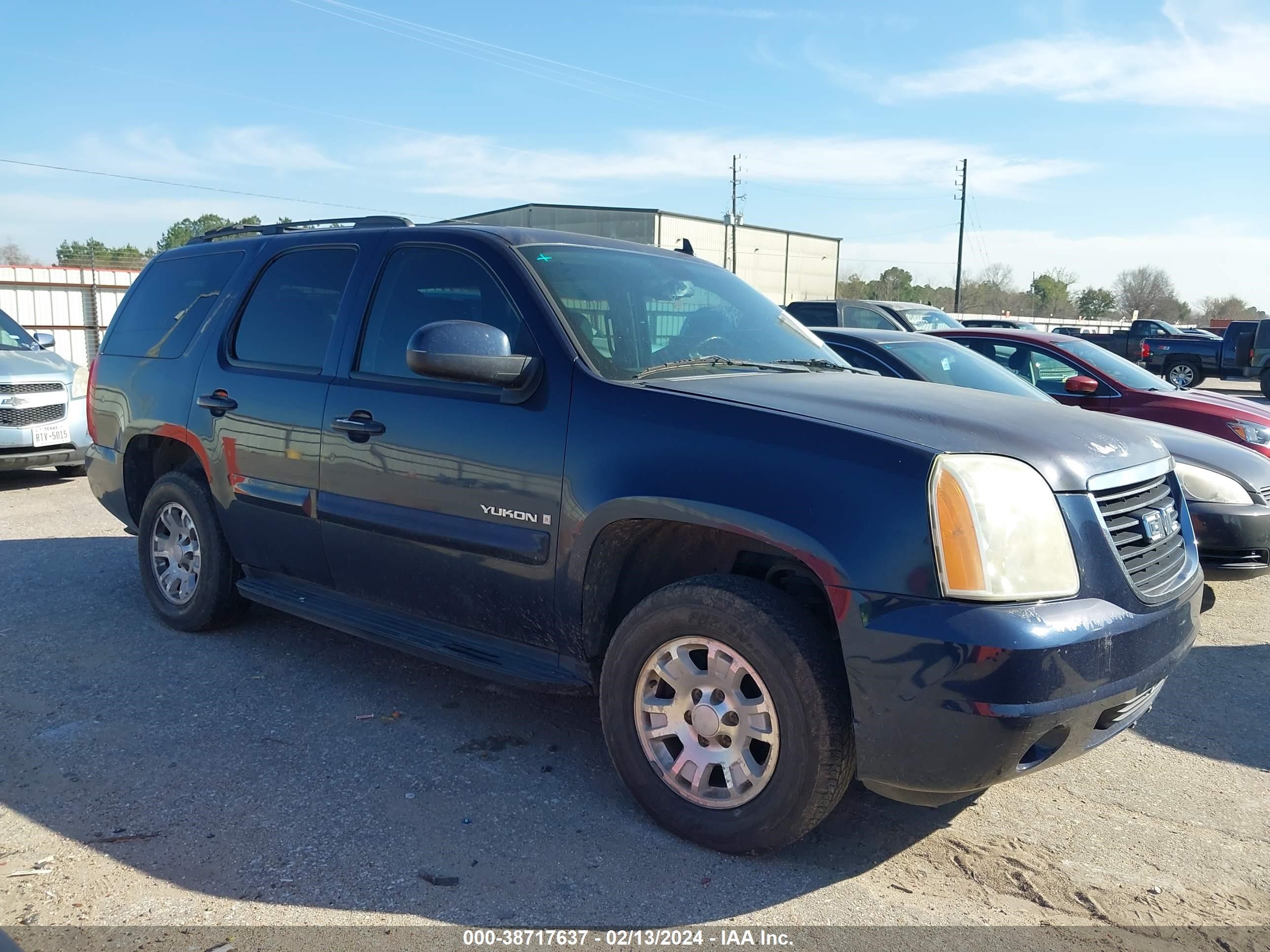 GMC YUKON 2008 1gkfc13c18r229716