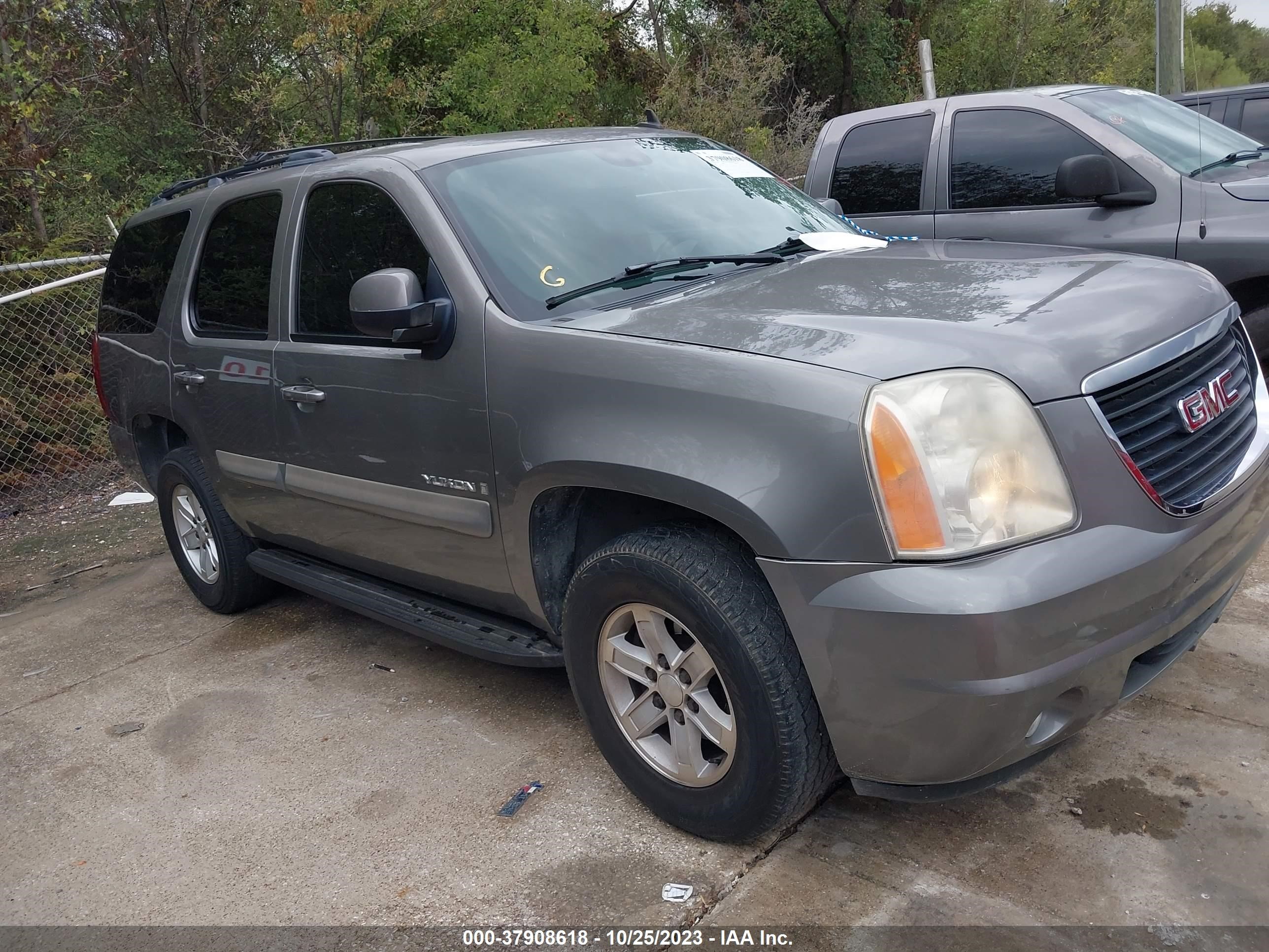 GMC YUKON 2007 1gkfc13c57r353177