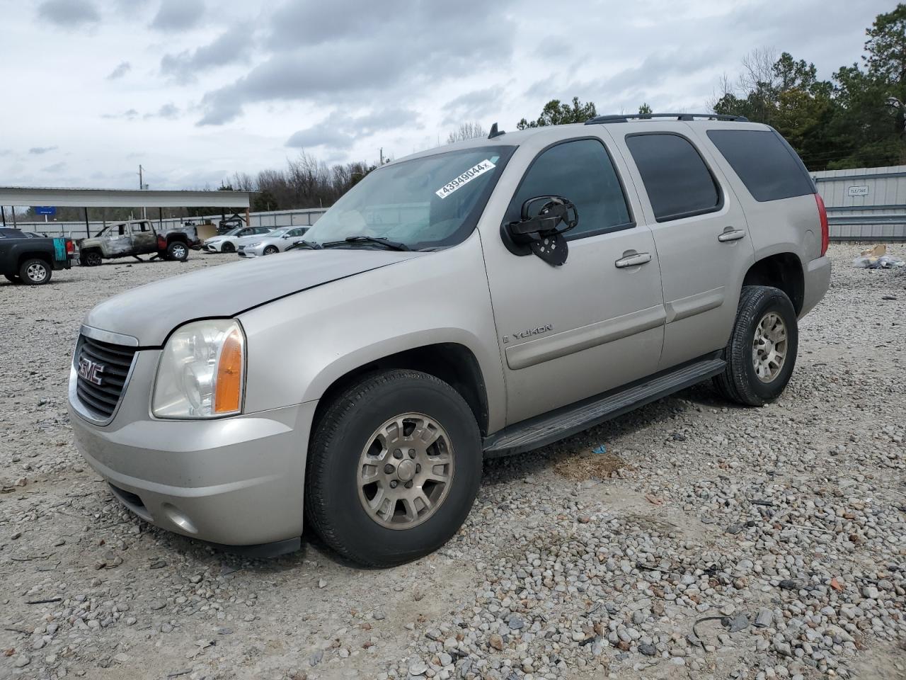 GMC YUKON 2008 1gkfc13c88r135817