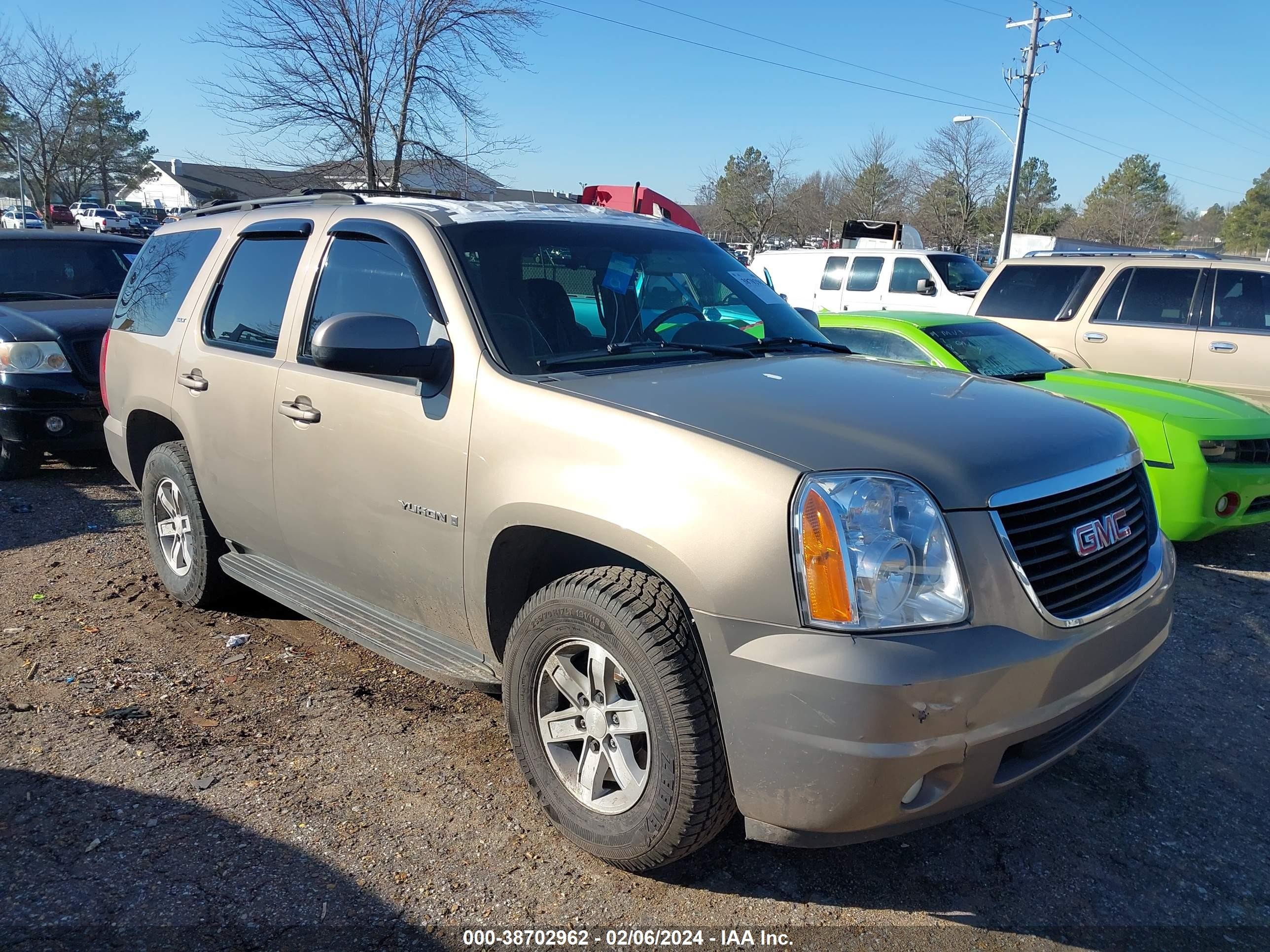 GMC YUKON 2007 1gkfc13j27r145885