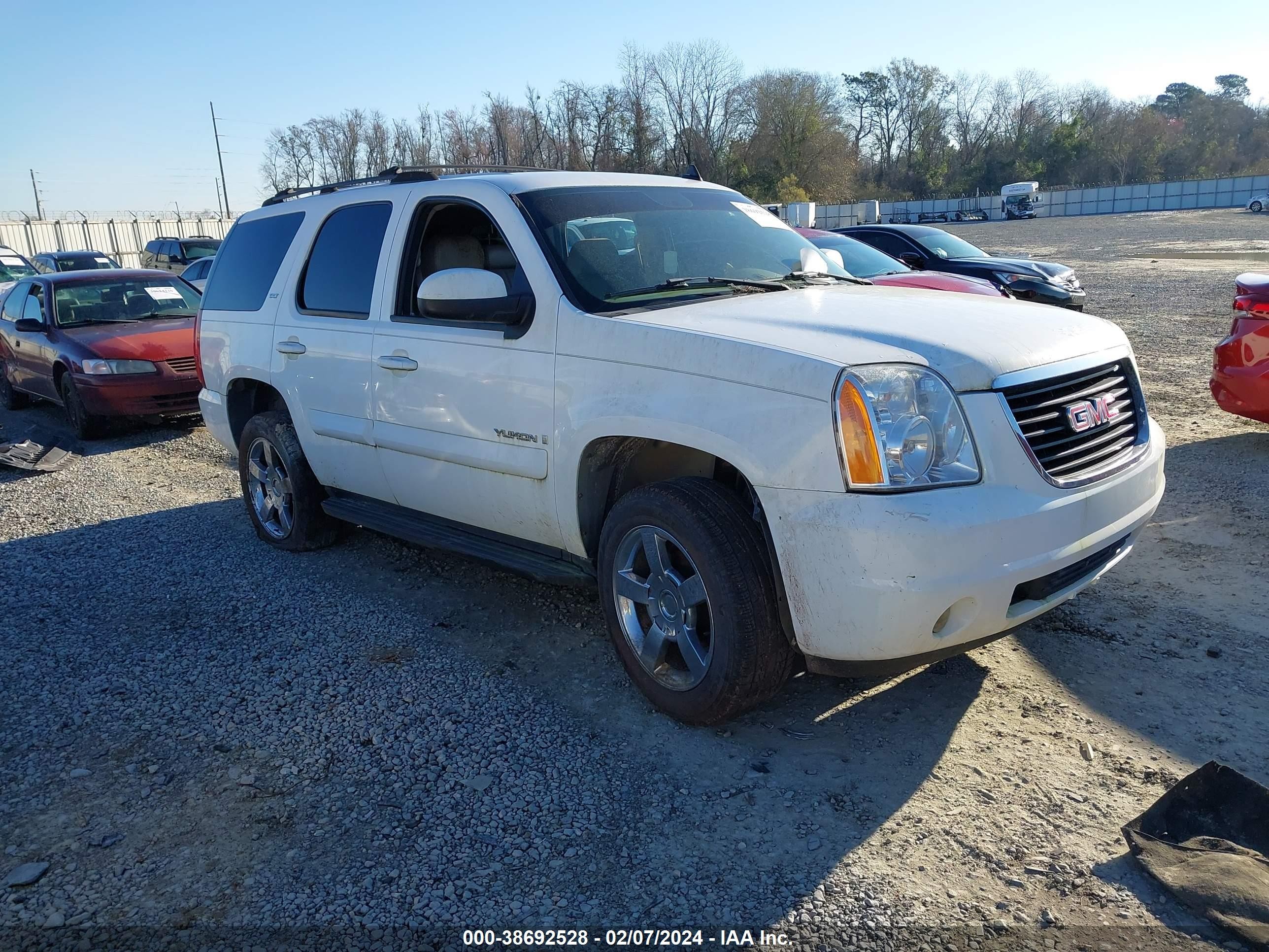 GMC YUKON 2007 1gkfc13j47r207643