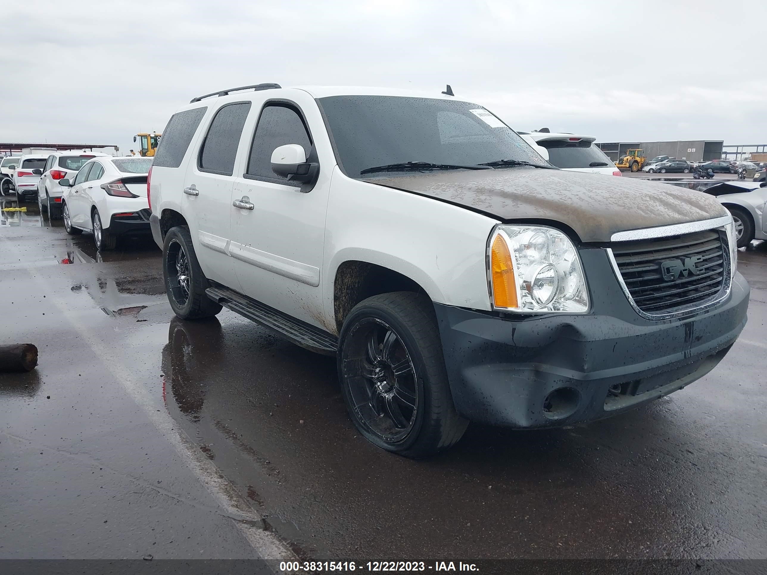 GMC YUKON 2009 1gkfc23059r156475