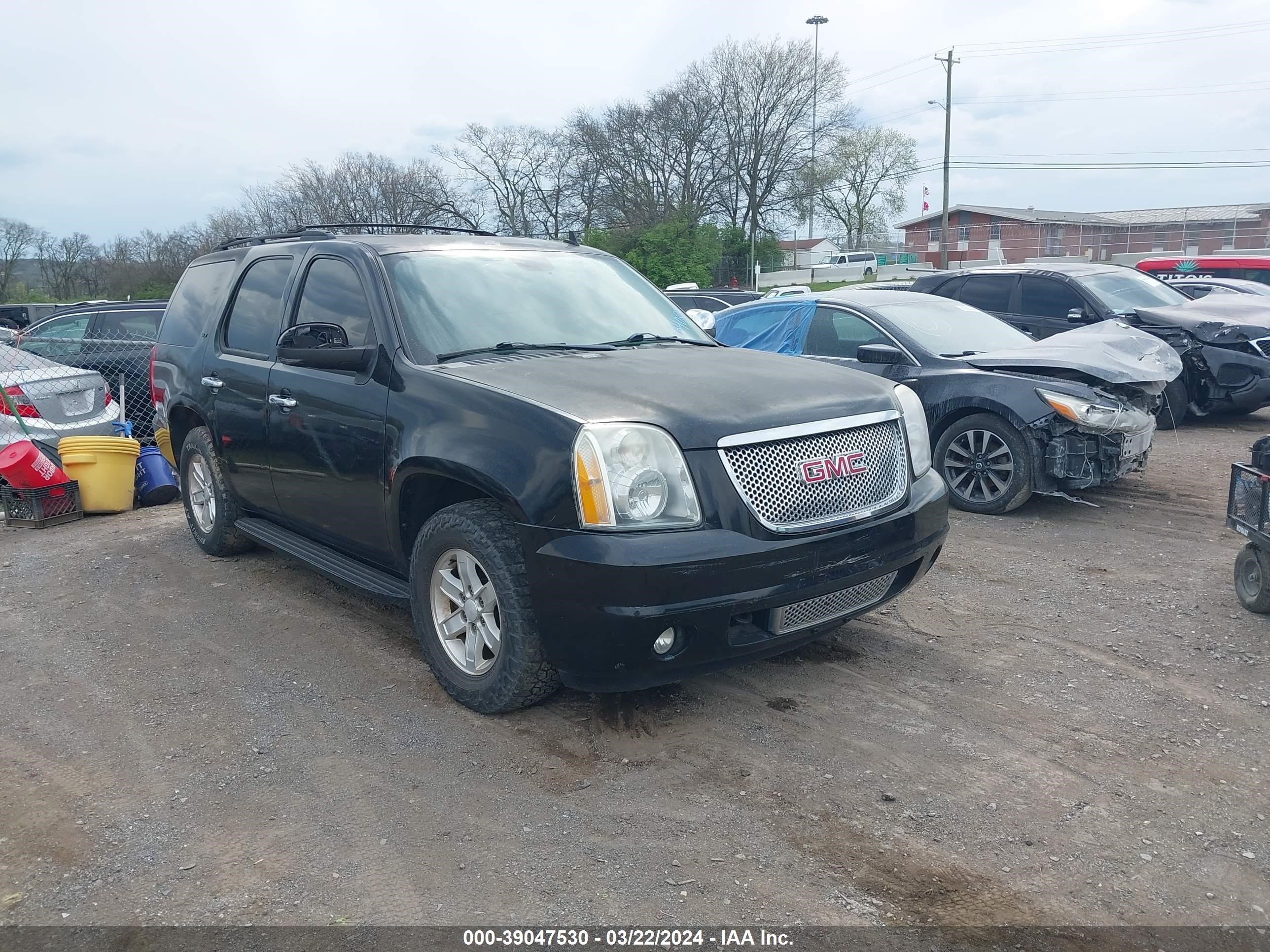 GMC YUKON 2009 1gkfc33069r134085