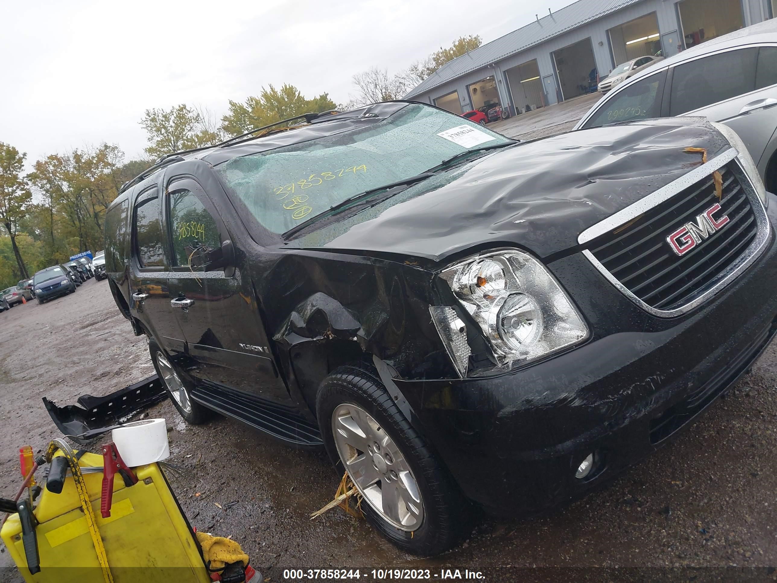 GMC YUKON 2007 1gkfk13007r228189