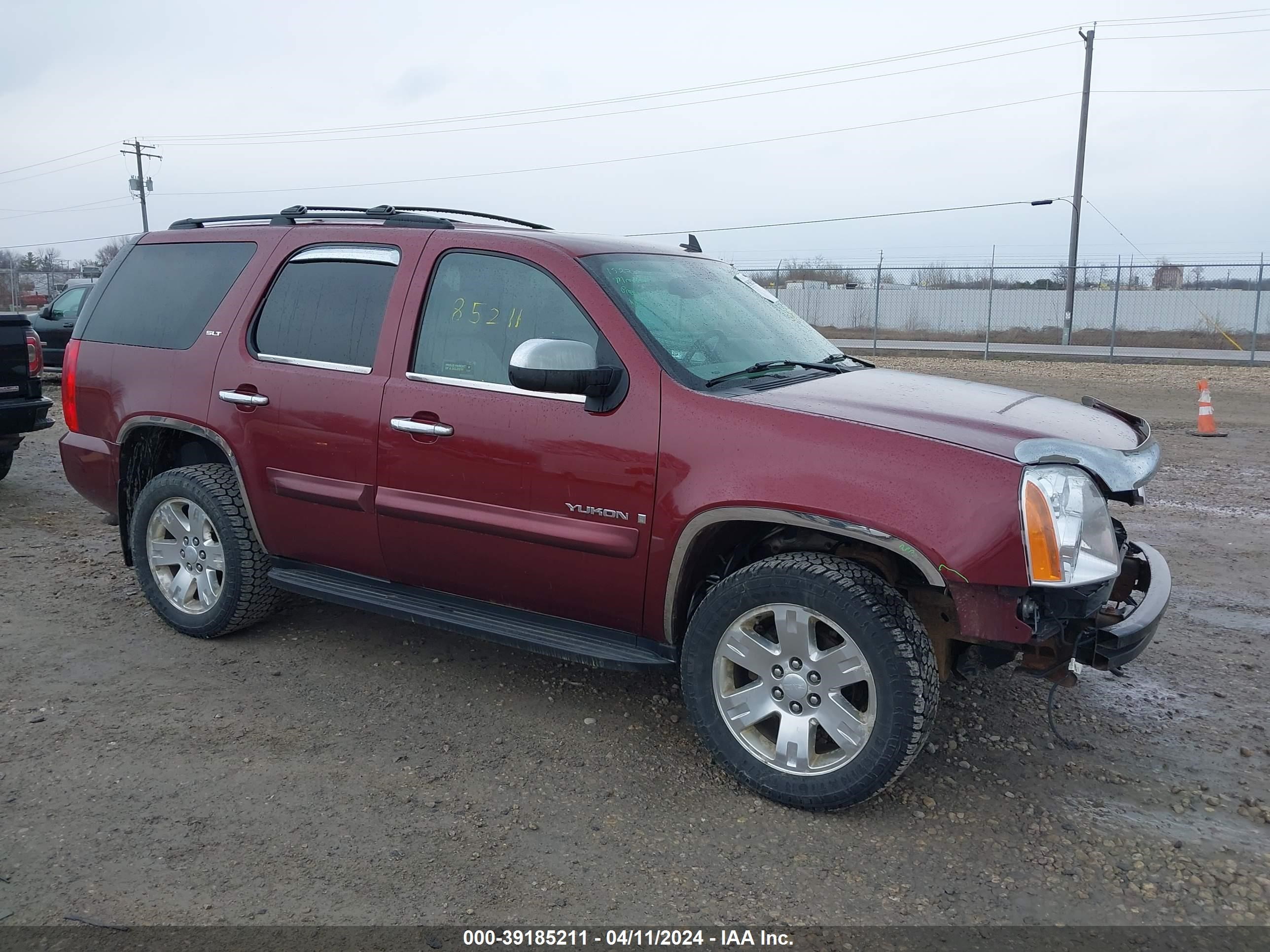 GMC YUKON 2008 1gkfk13018j134080