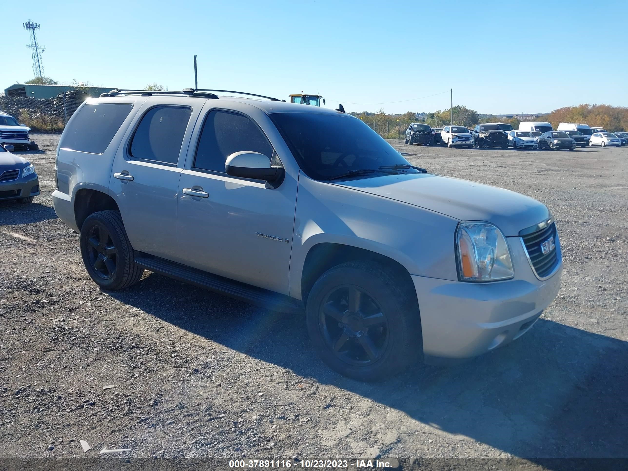 GMC YUKON 2007 1gkfk13057j118141