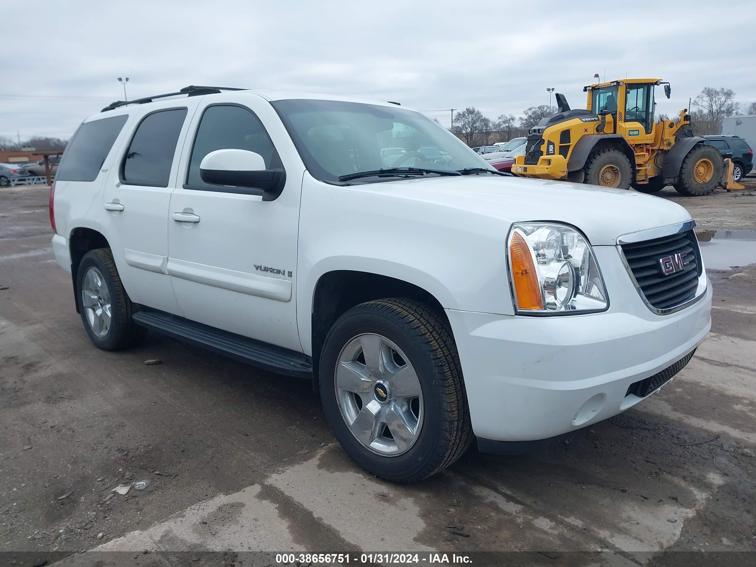 GMC YUKON 2007 1gkfk13057j255046