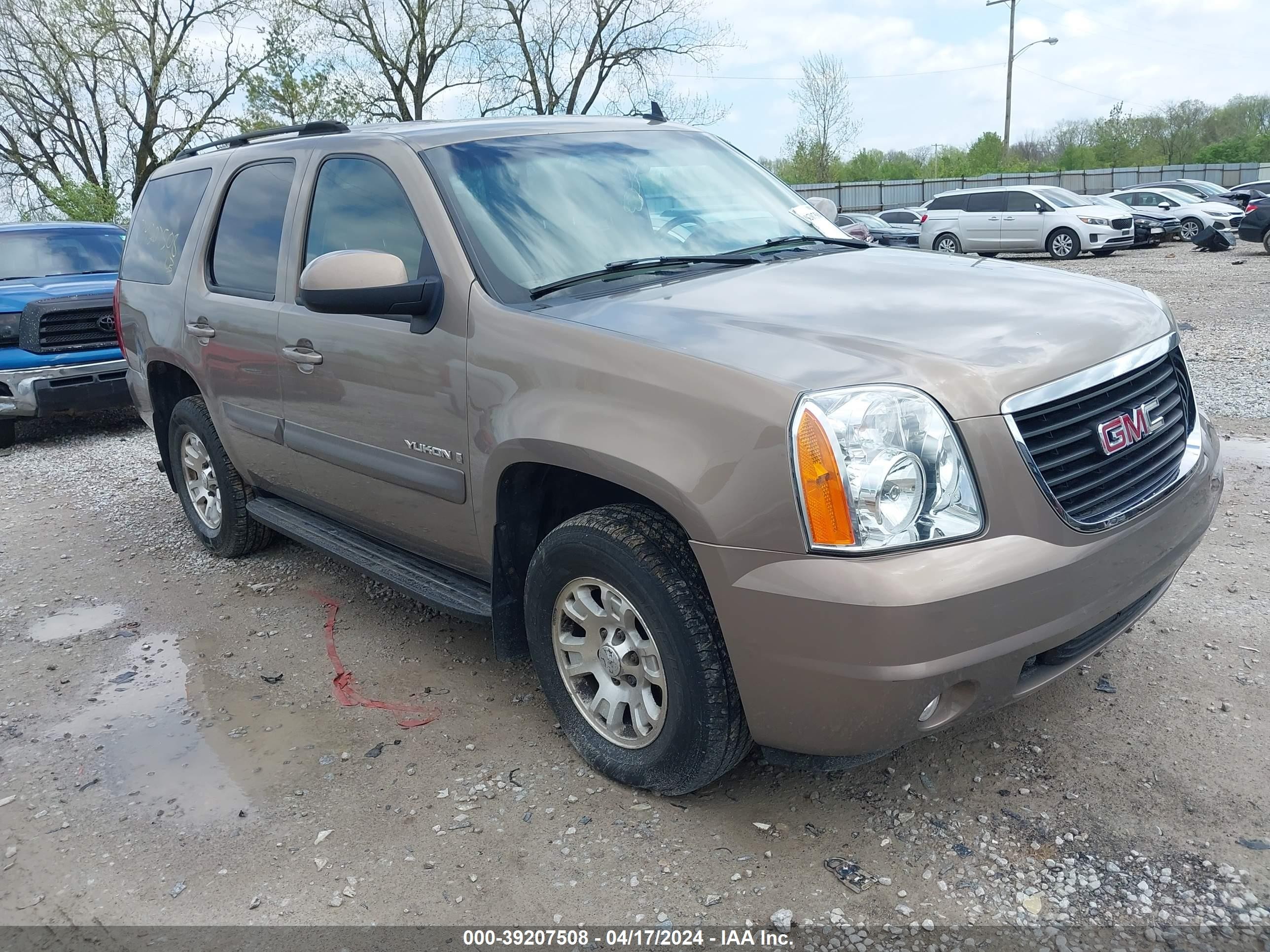 GMC YUKON 2007 1gkfk13067r321654