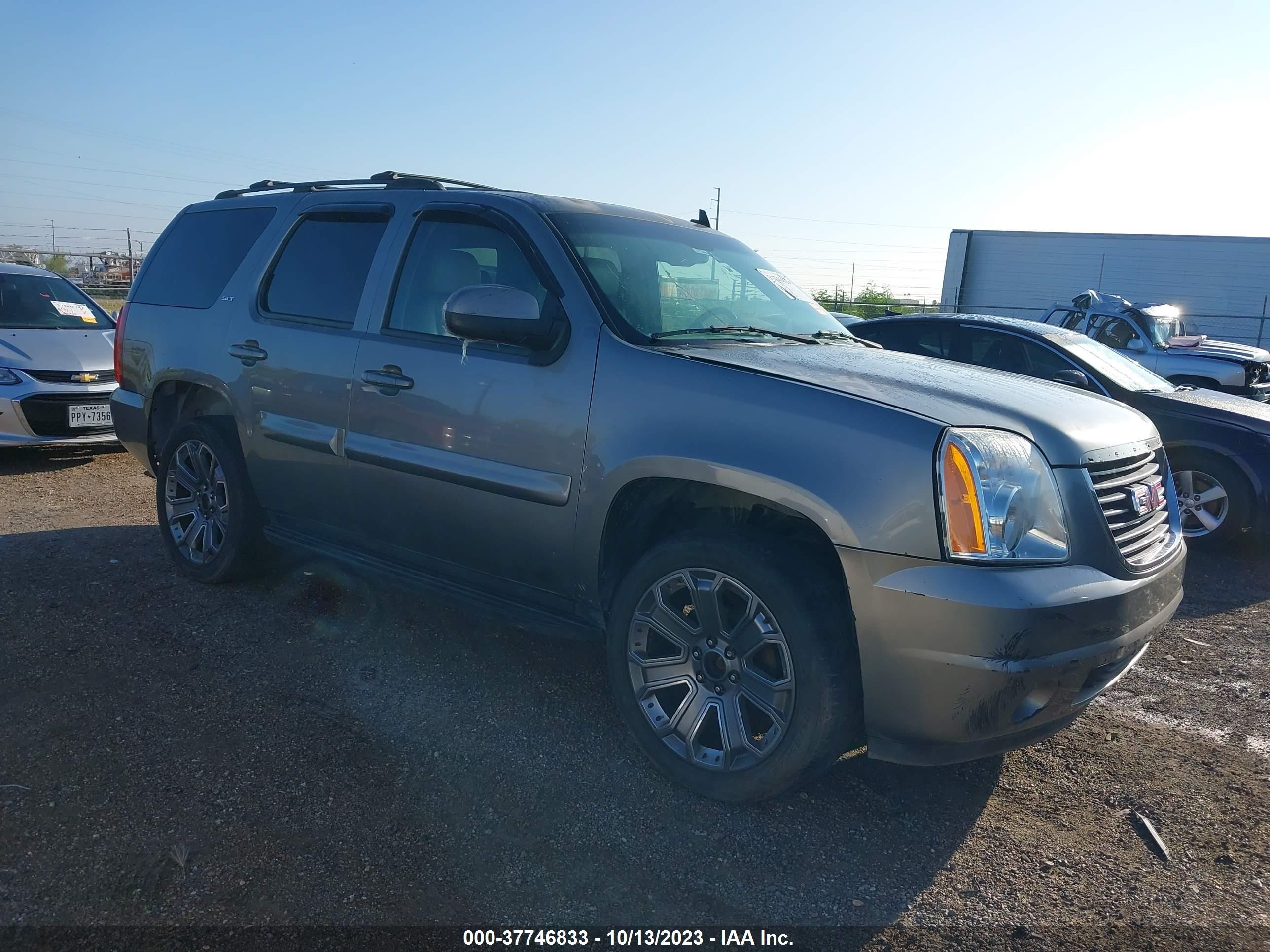 GMC YUKON 2007 1gkfk13077j125303