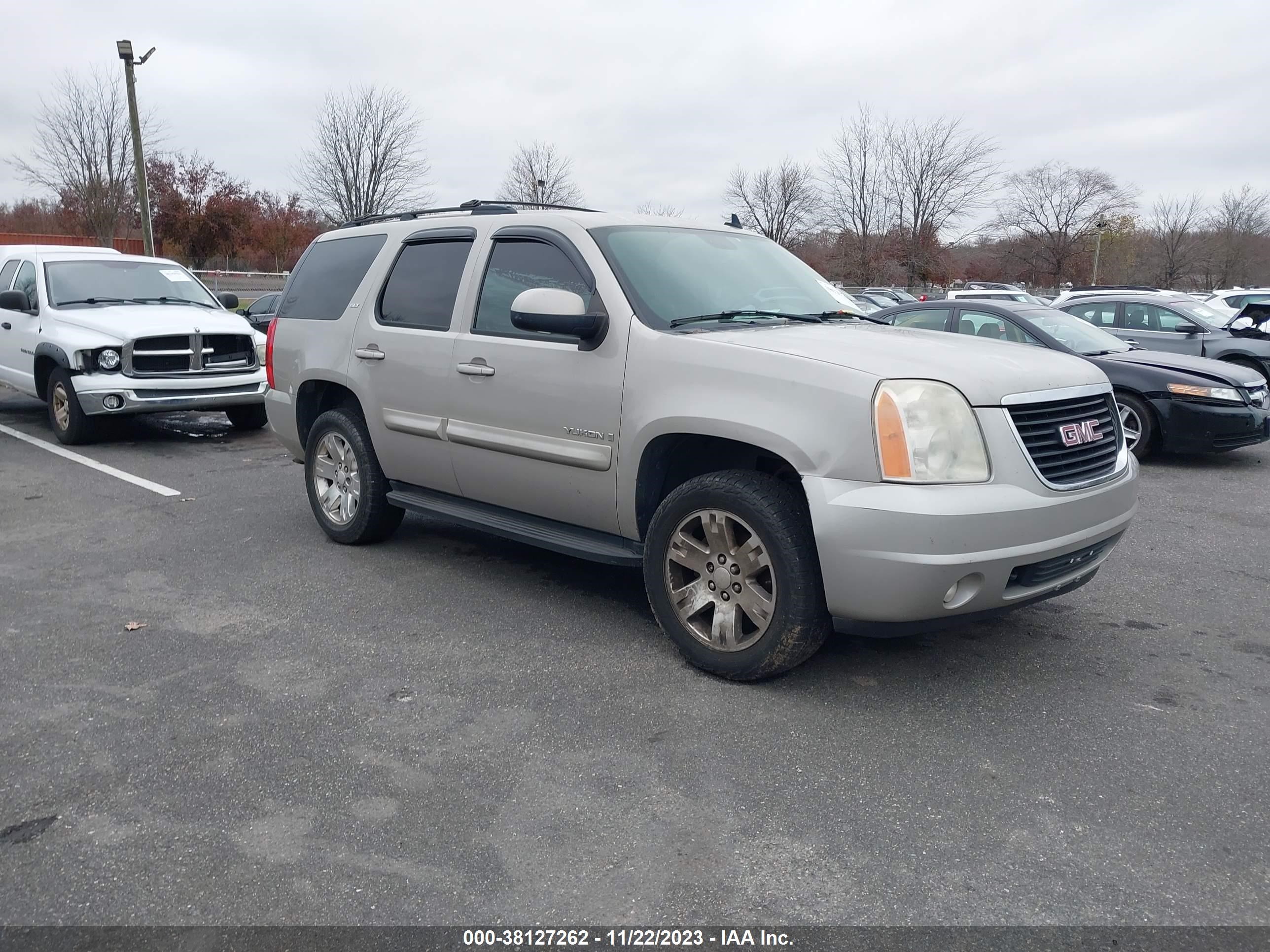 GMC YUKON 2008 1gkfk13078j148288