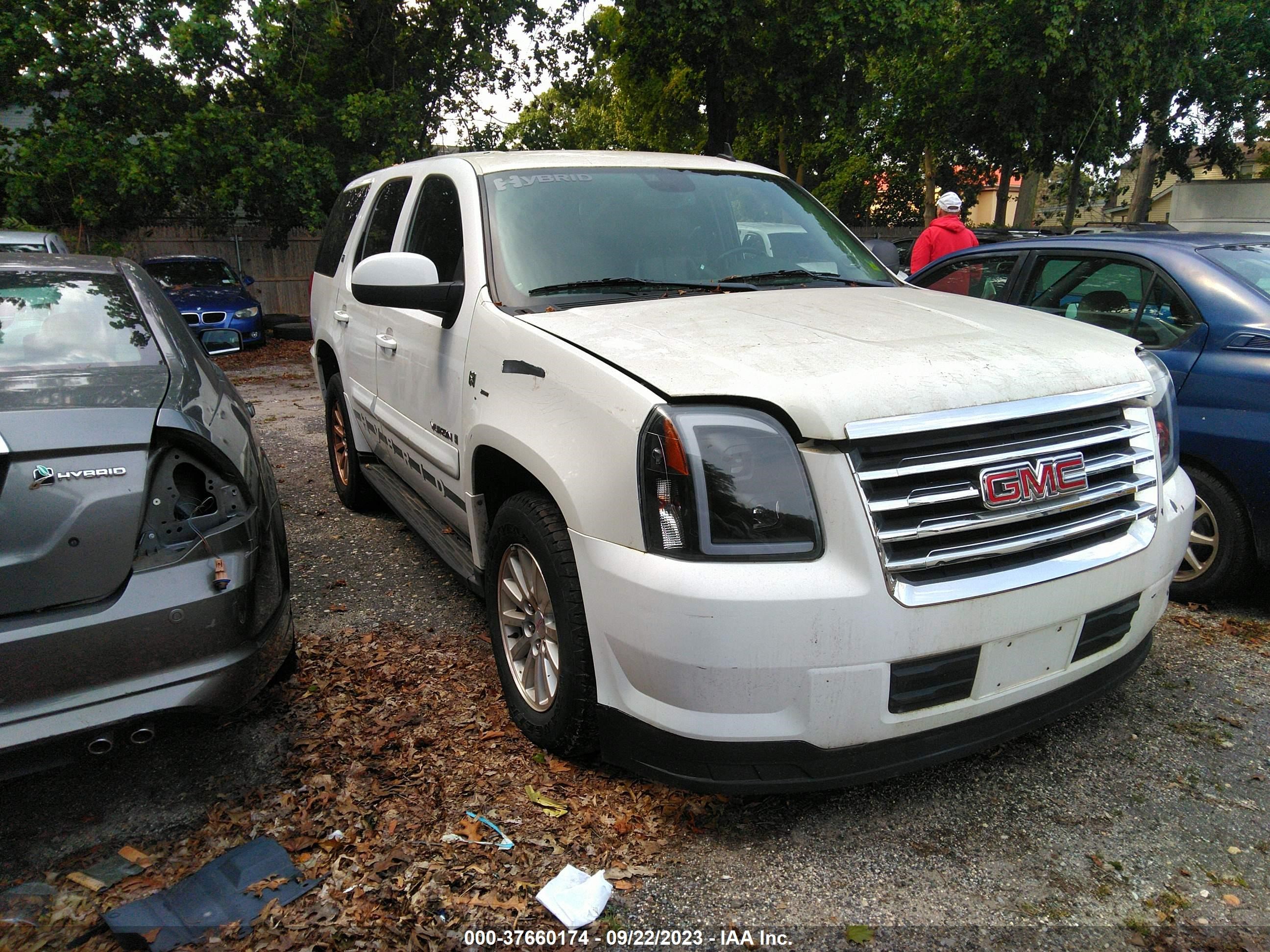 GMC YUKON 2008 1gkfk13598r240130