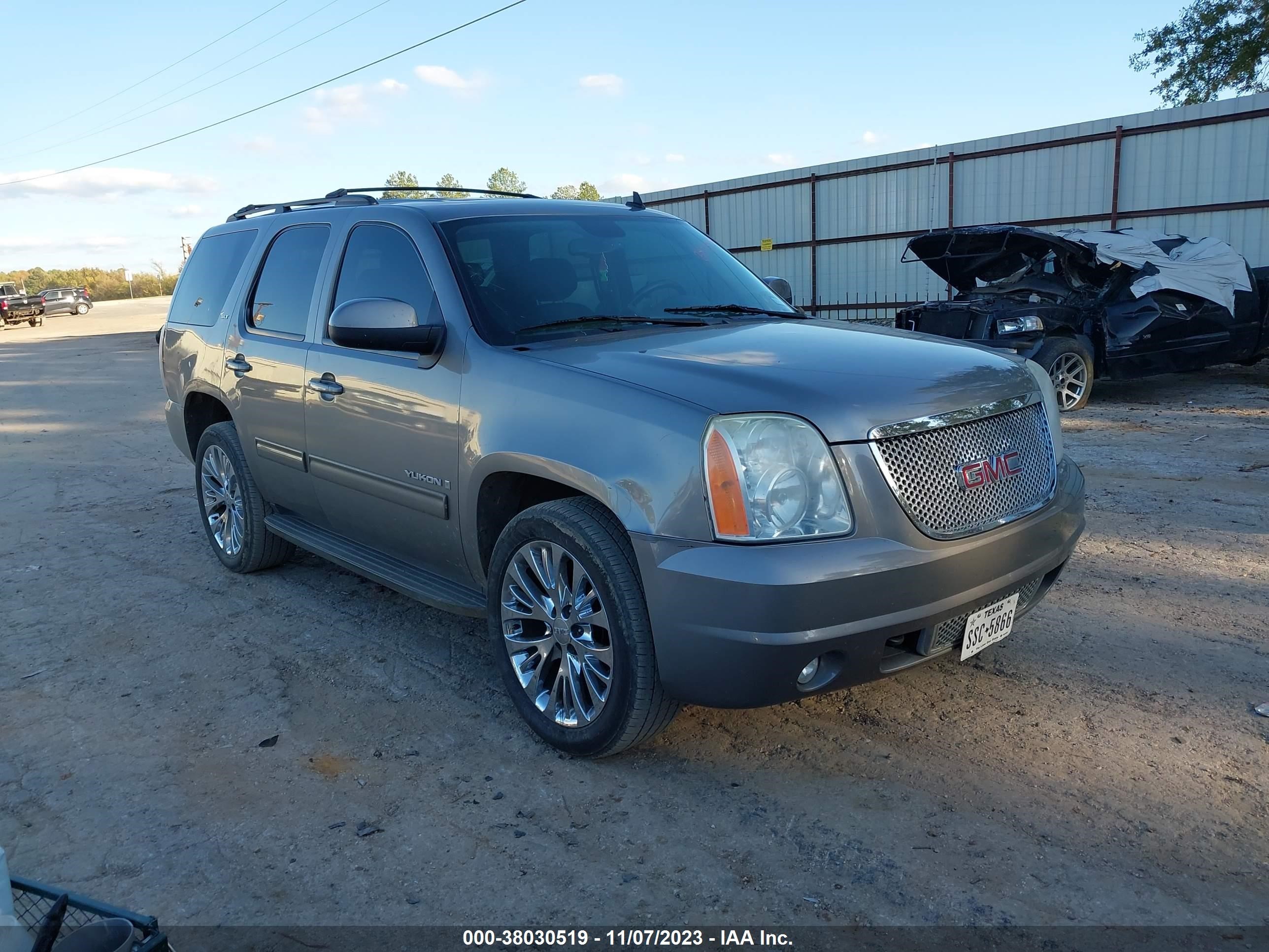 GMC YUKON 2009 1gkfk330x9r281870