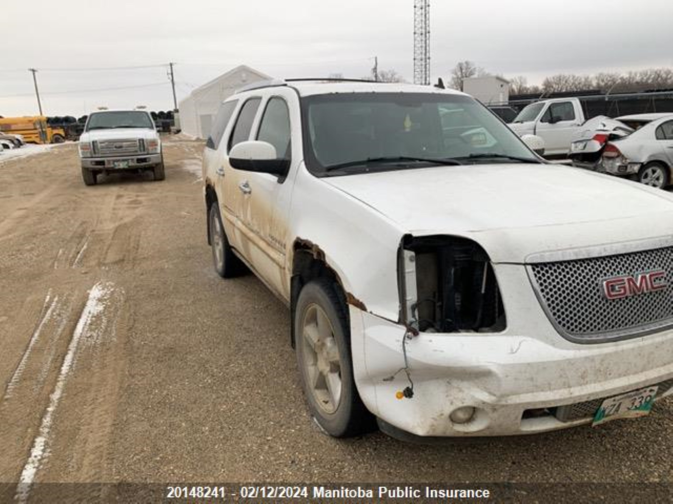 GMC YUKON 2008 1gkfk63818j105200