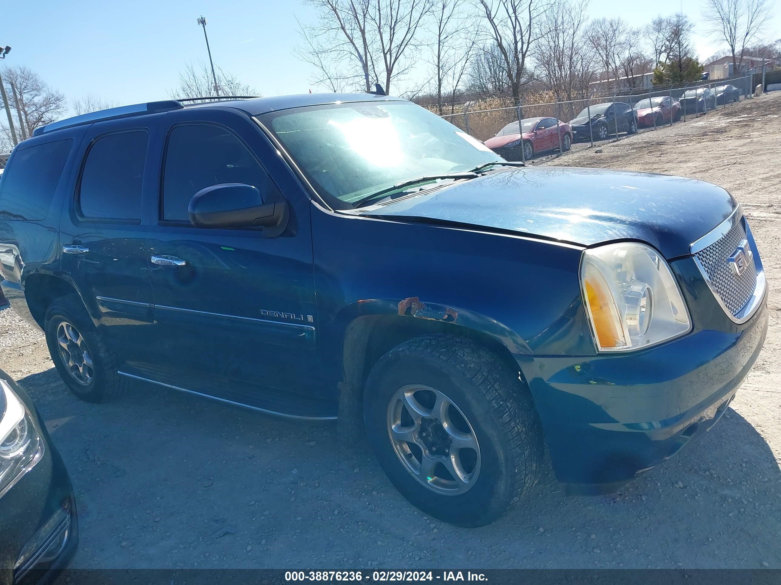 GMC YUKON 2007 1gkfk63847j204818