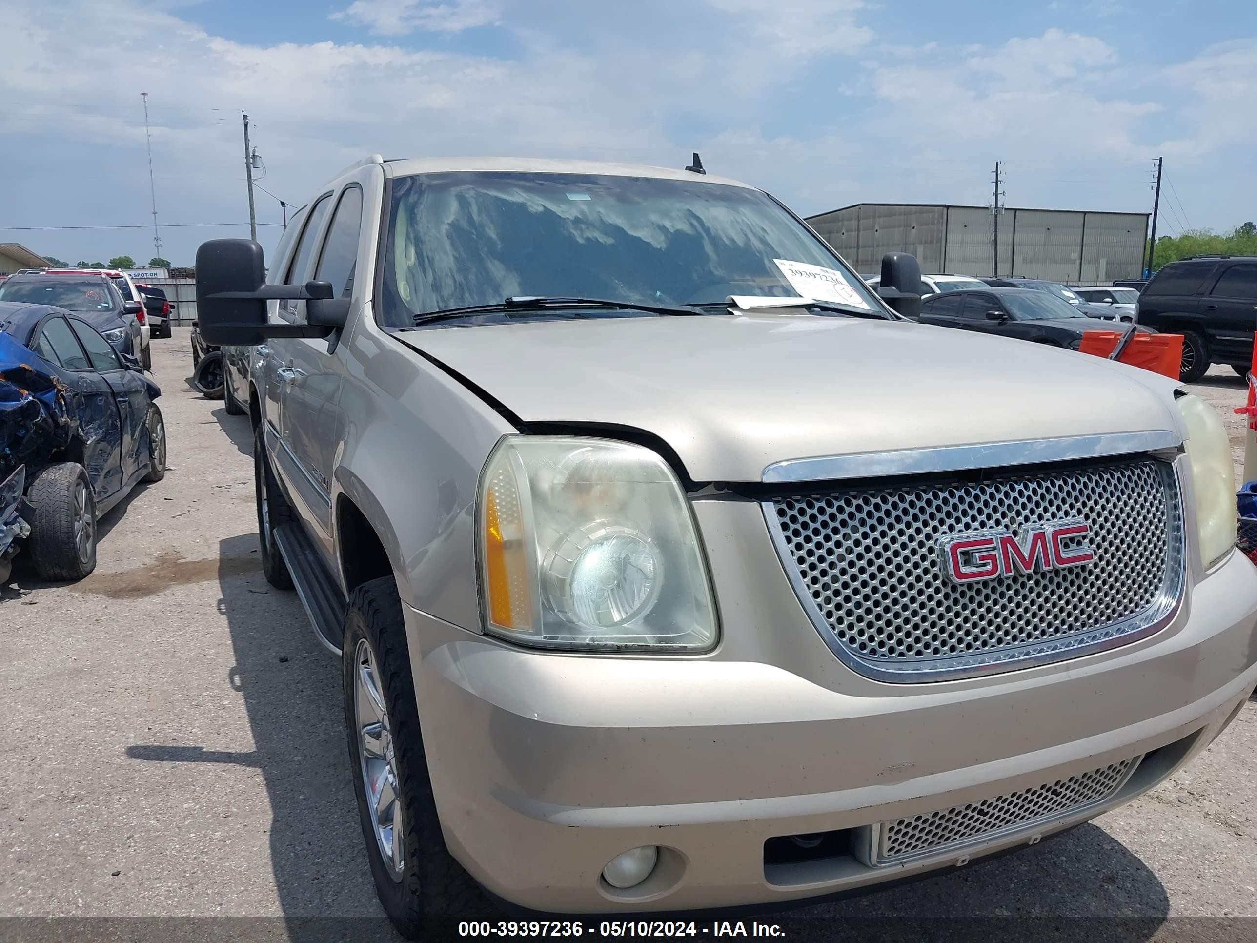 GMC YUKON 2007 1gkfk63857j261948