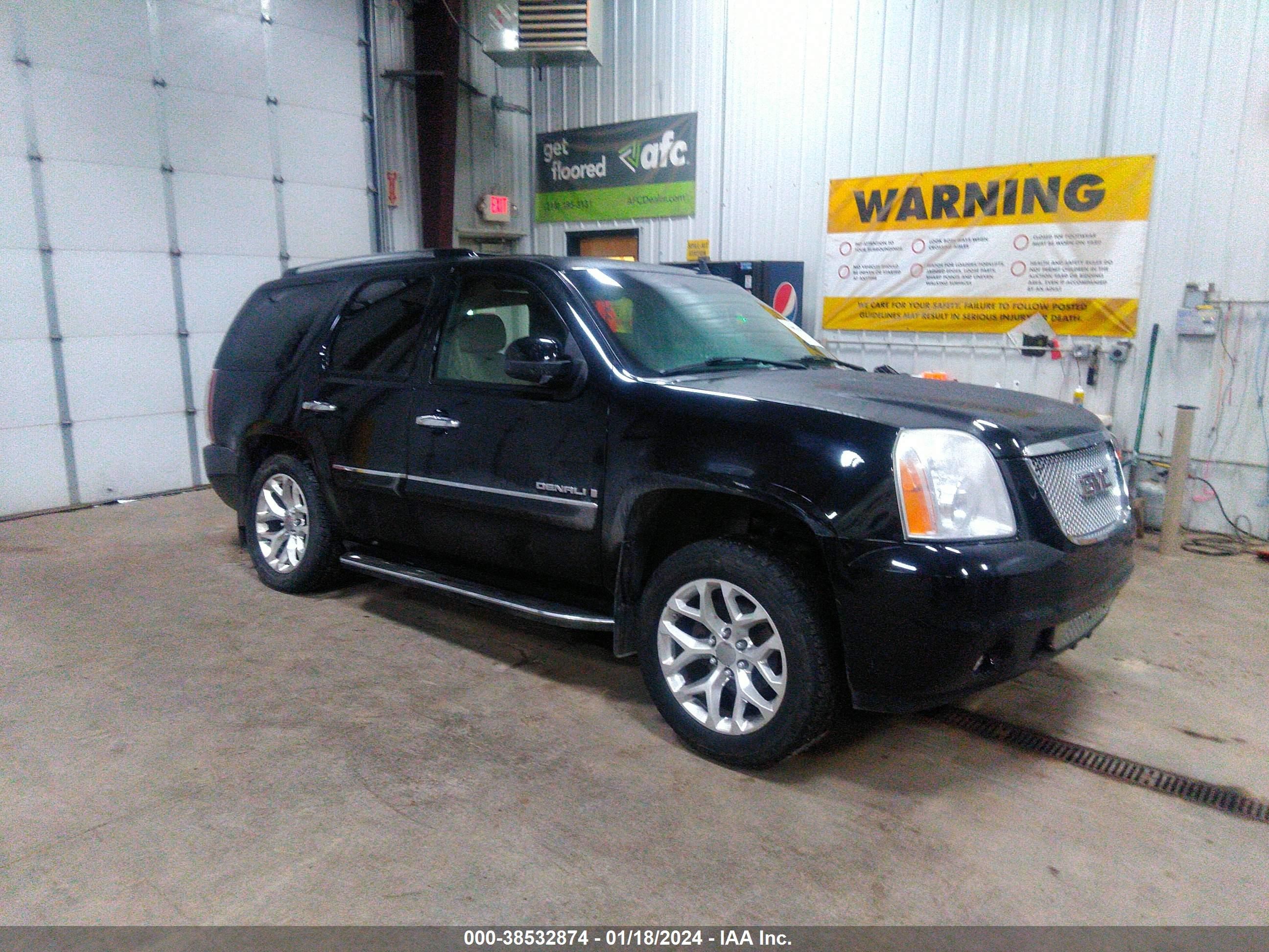 GMC YUKON 2007 1gkfk638x7j360118