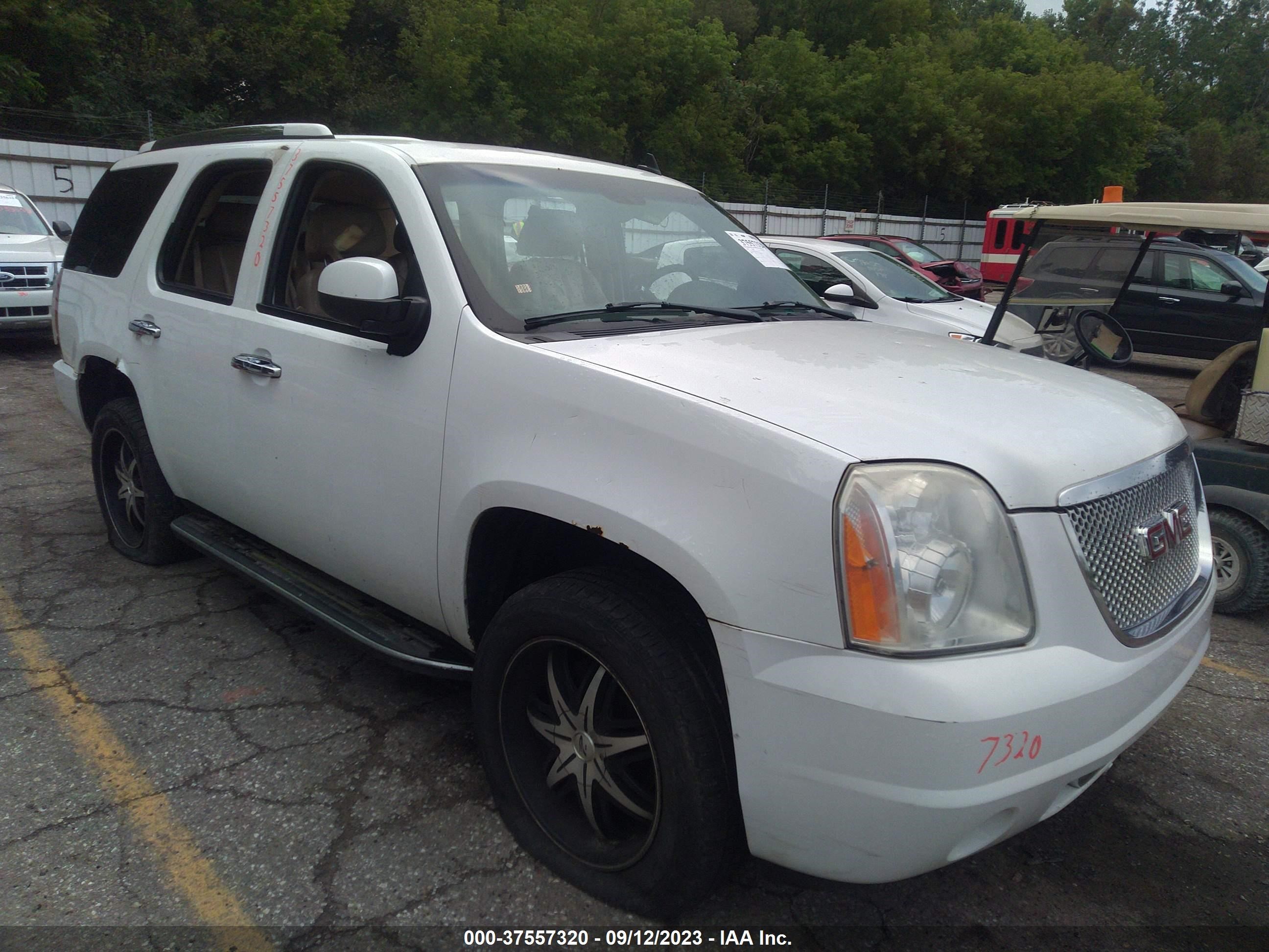 GMC YUKON 2008 1gkfk638x8j135604