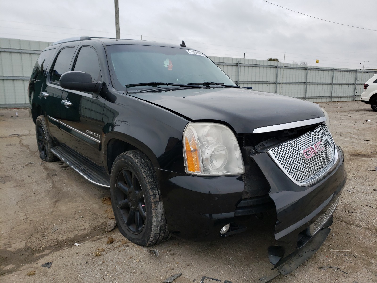 GMC YUKON DENA 2008 1gkfk638x8j203318