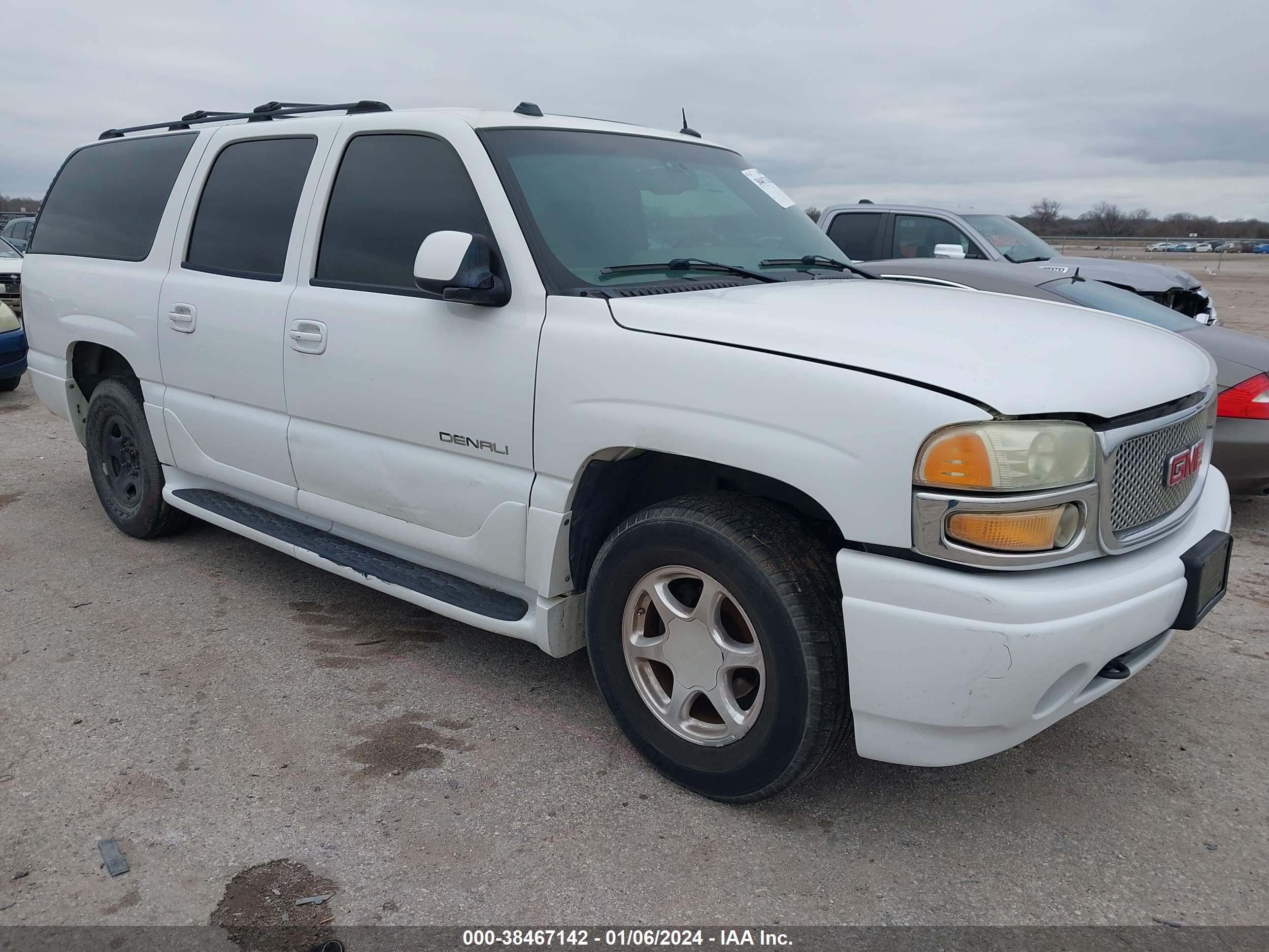 GMC YUKON 2004 1gkfk66u04j235715