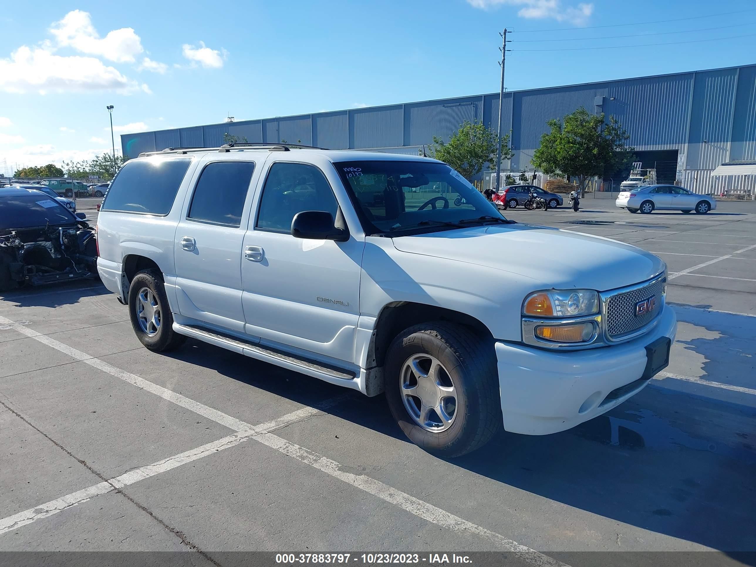 GMC YUKON 2002 1gkfk66u22j251041