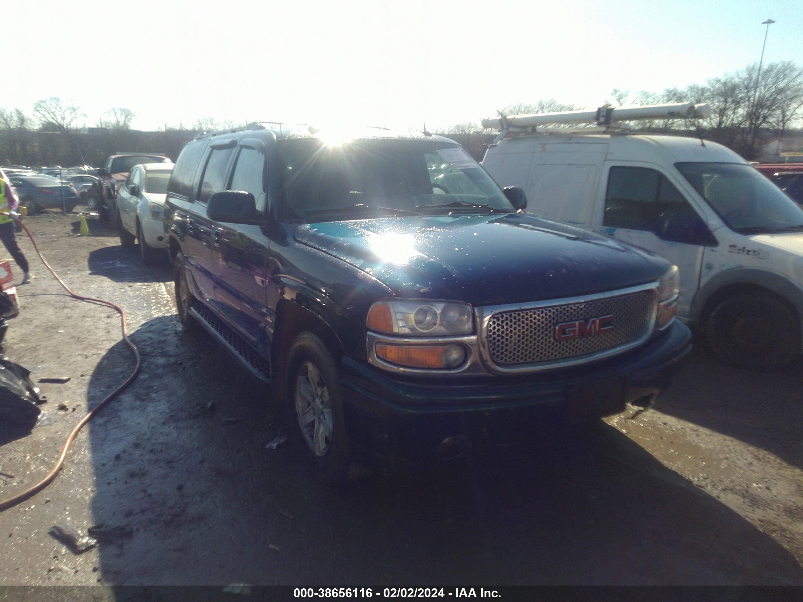 GMC YUKON 2005 1gkfk66u35j259380