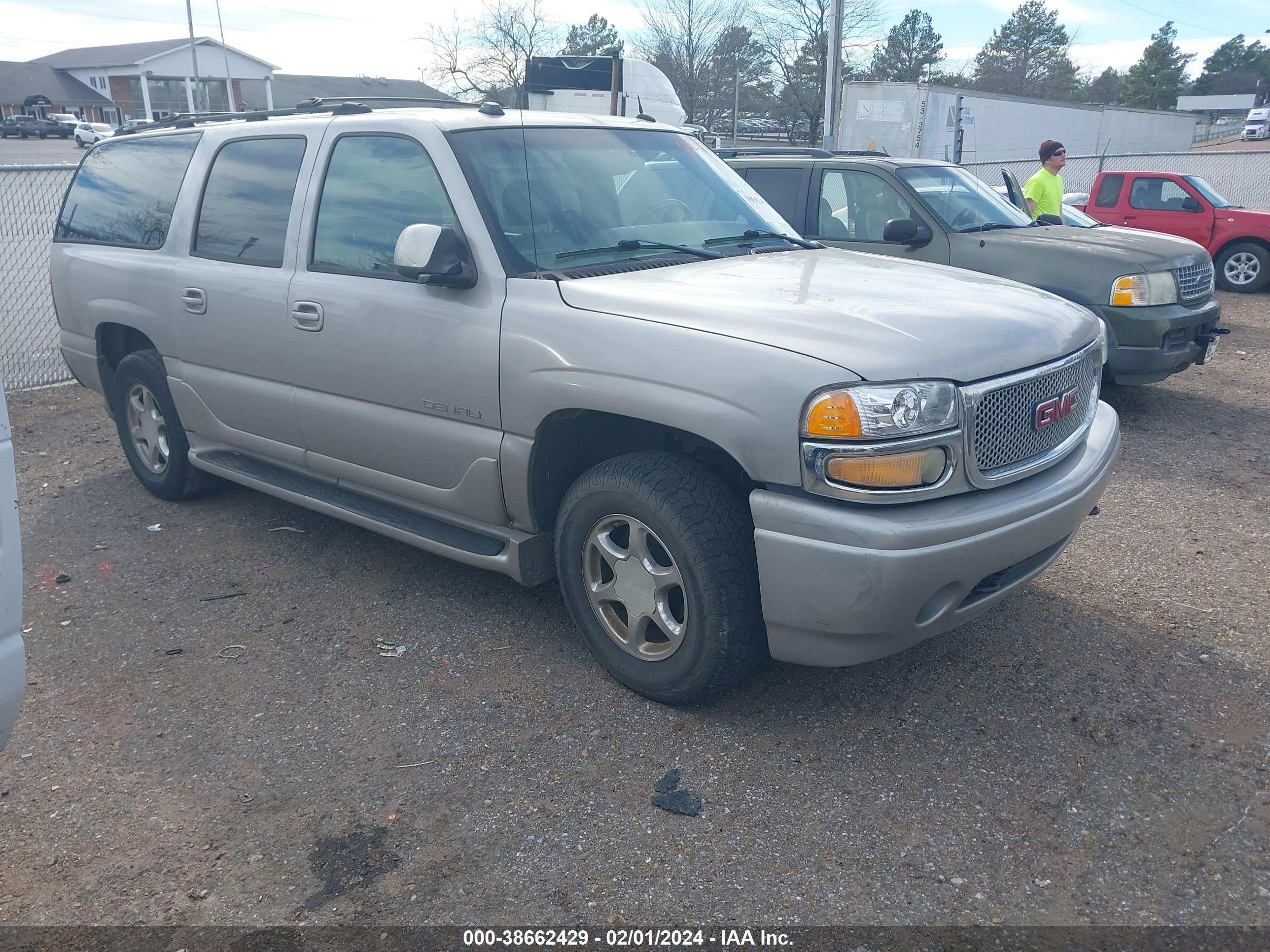 GMC YUKON 2004 1gkfk66u74j267741