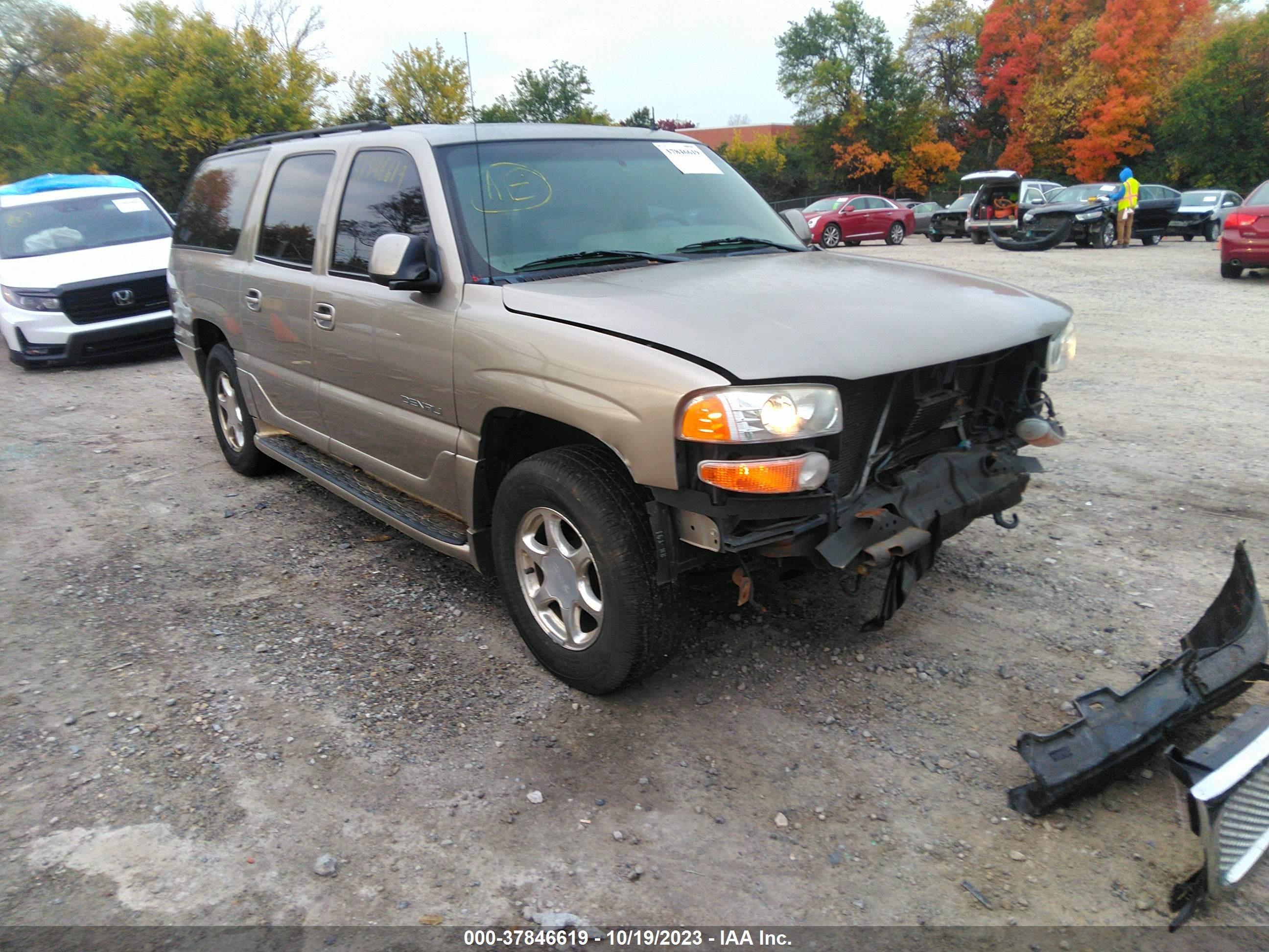 GMC YUKON 2002 1gkfk66u92j243616