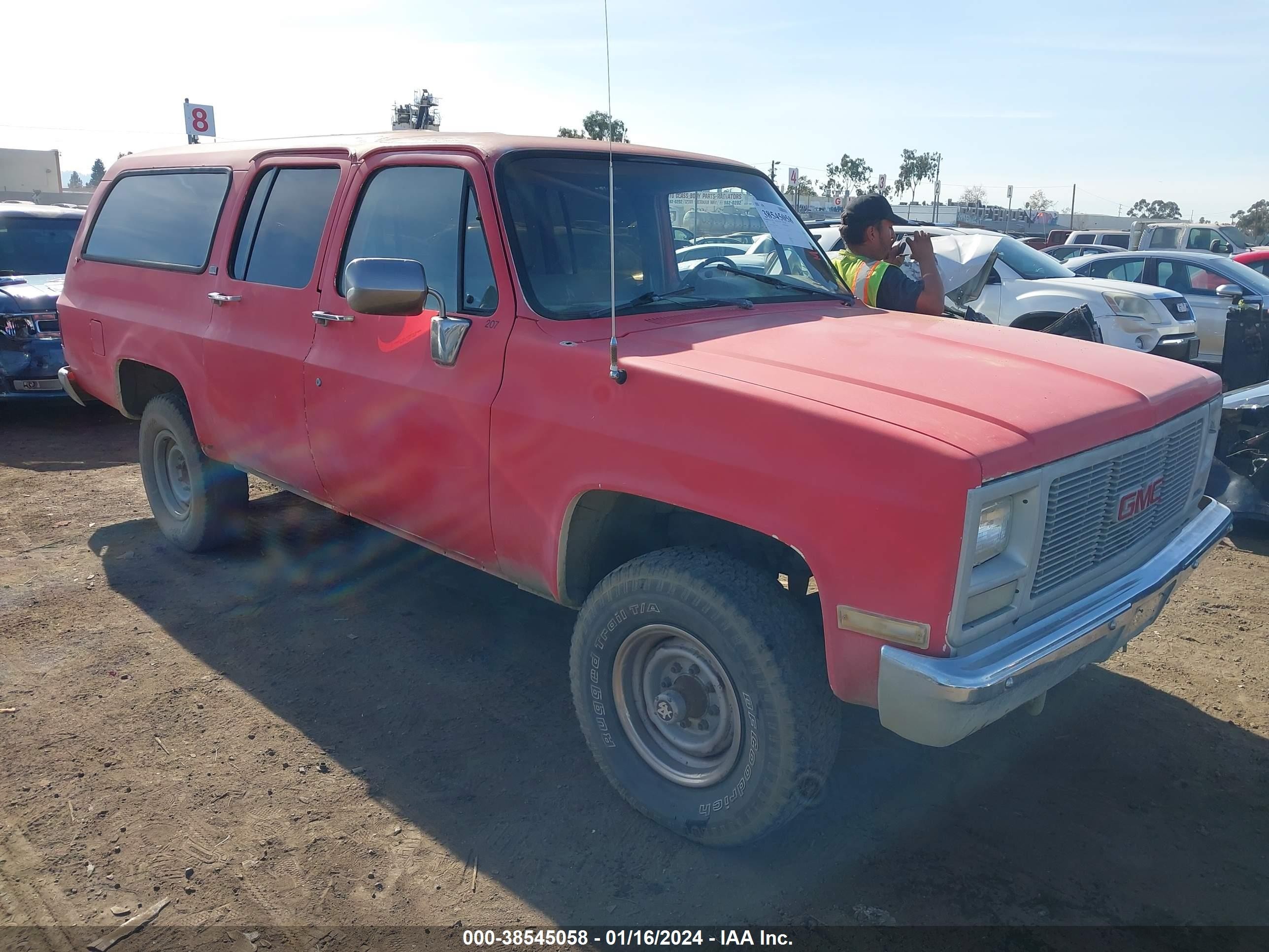 GMC SUBURBAN 1990 1gkgv26k3lf538993