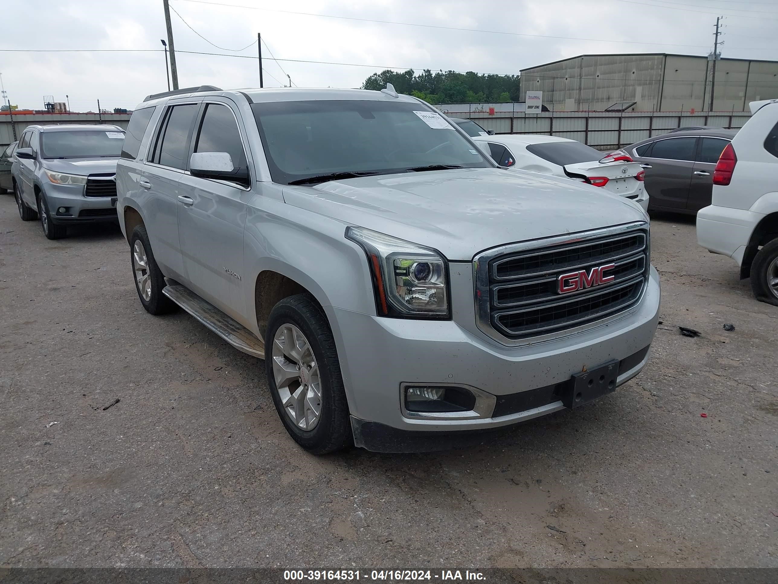 GMC YUKON 2017 1gks1akc1hr160158