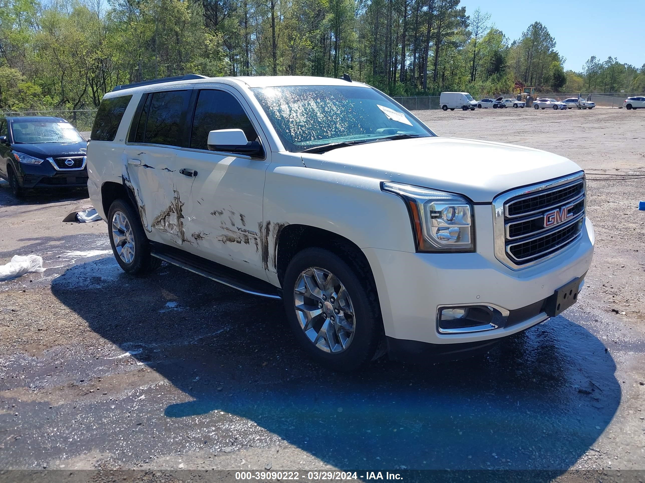 GMC YUKON 2015 1gks1bkc9fr111633