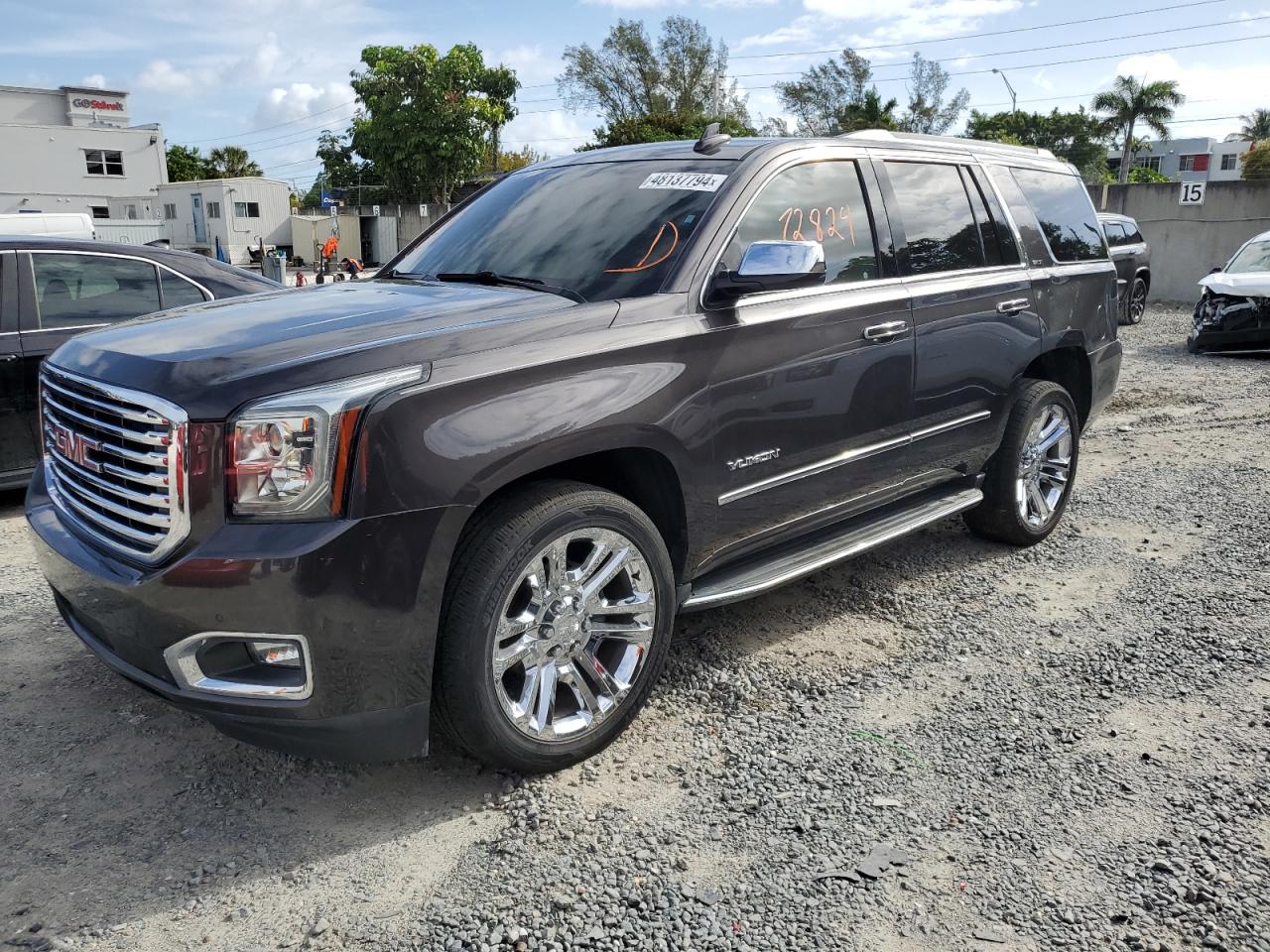 GMC YUKON 2018 1gks1bkc9jr221851