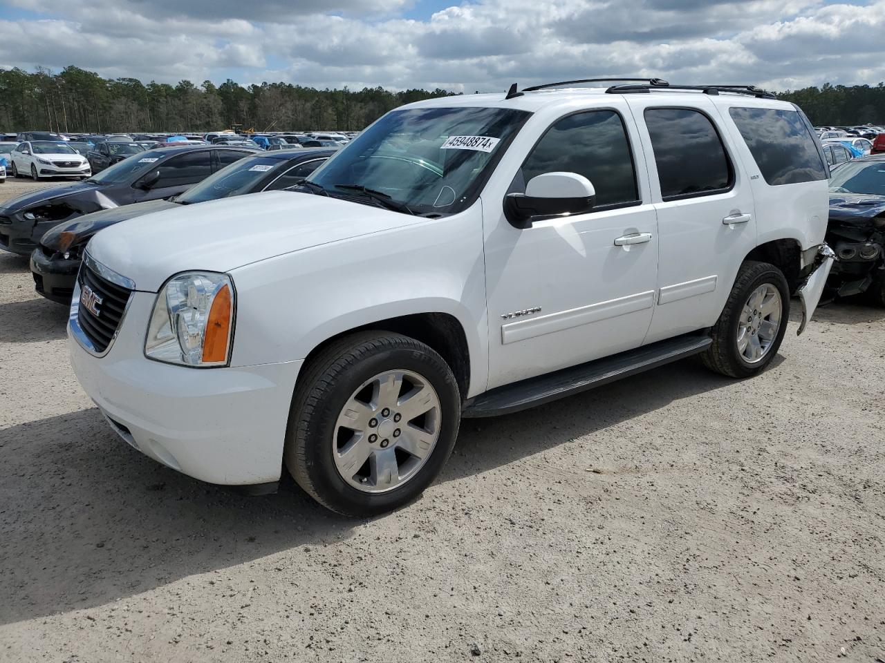 GMC YUKON 2013 1gks1ce00dr217134