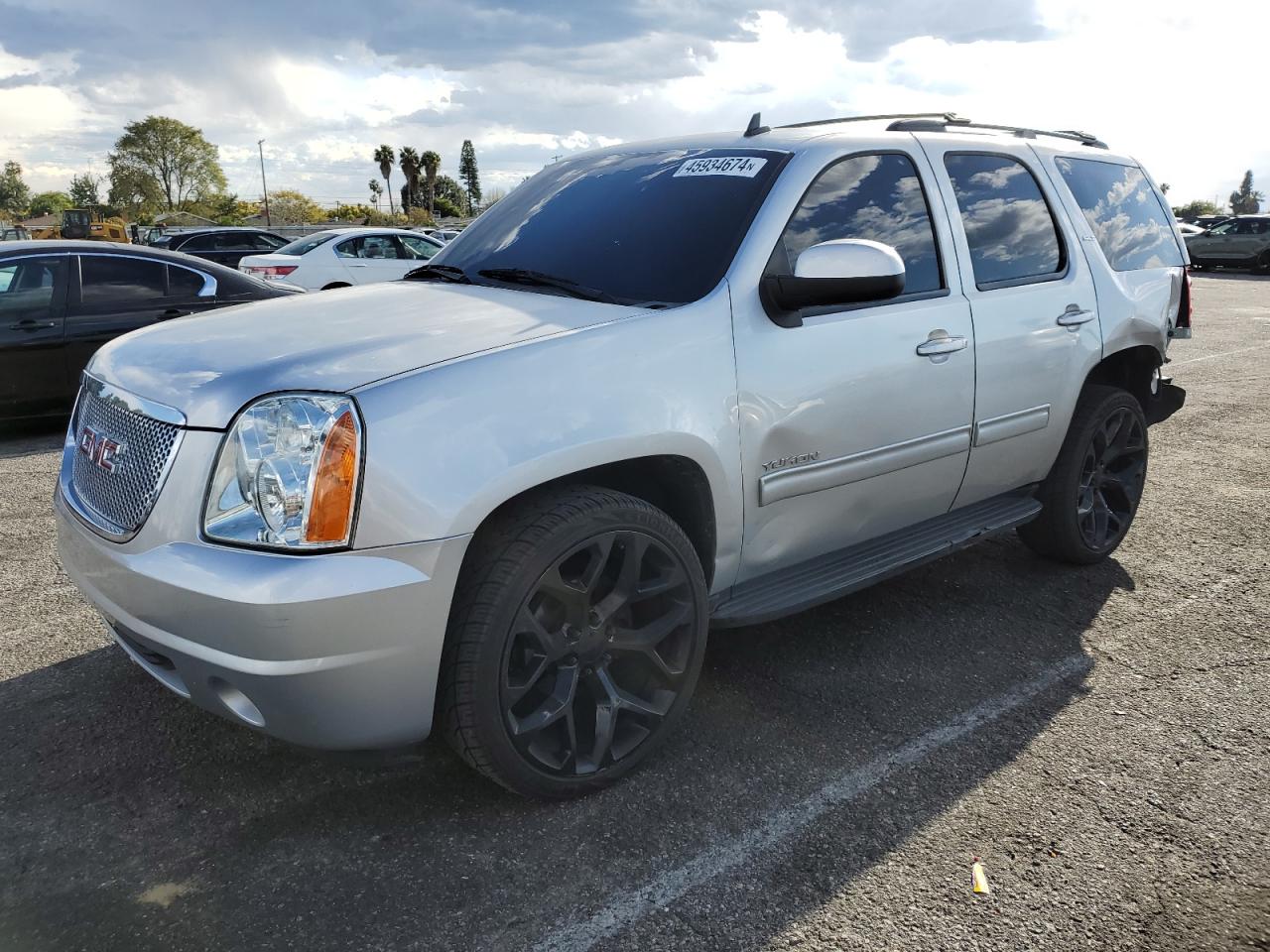 GMC YUKON 2014 1gks1ce05er197674