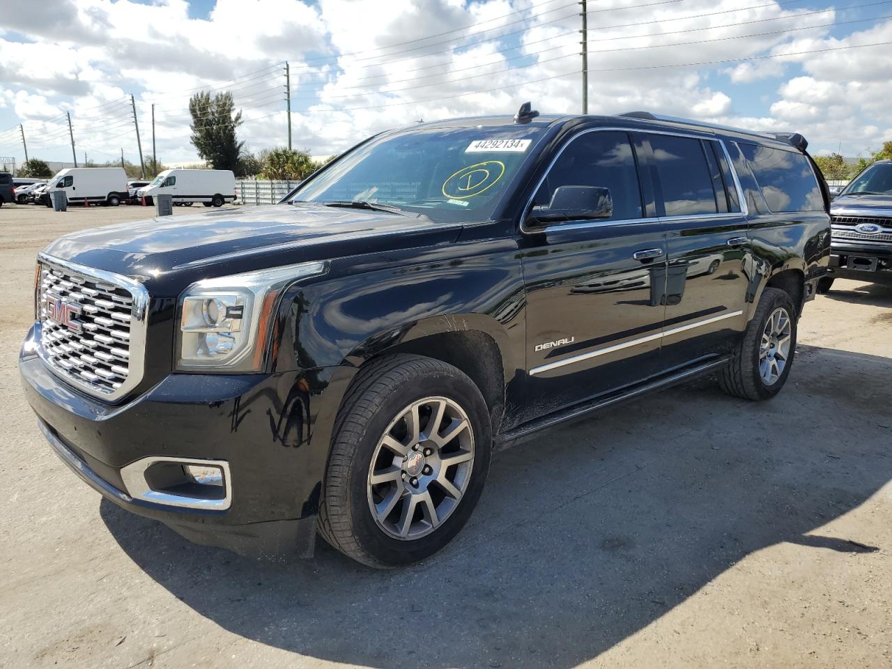 GMC YUKON 2019 1gks1hkj7kr195009