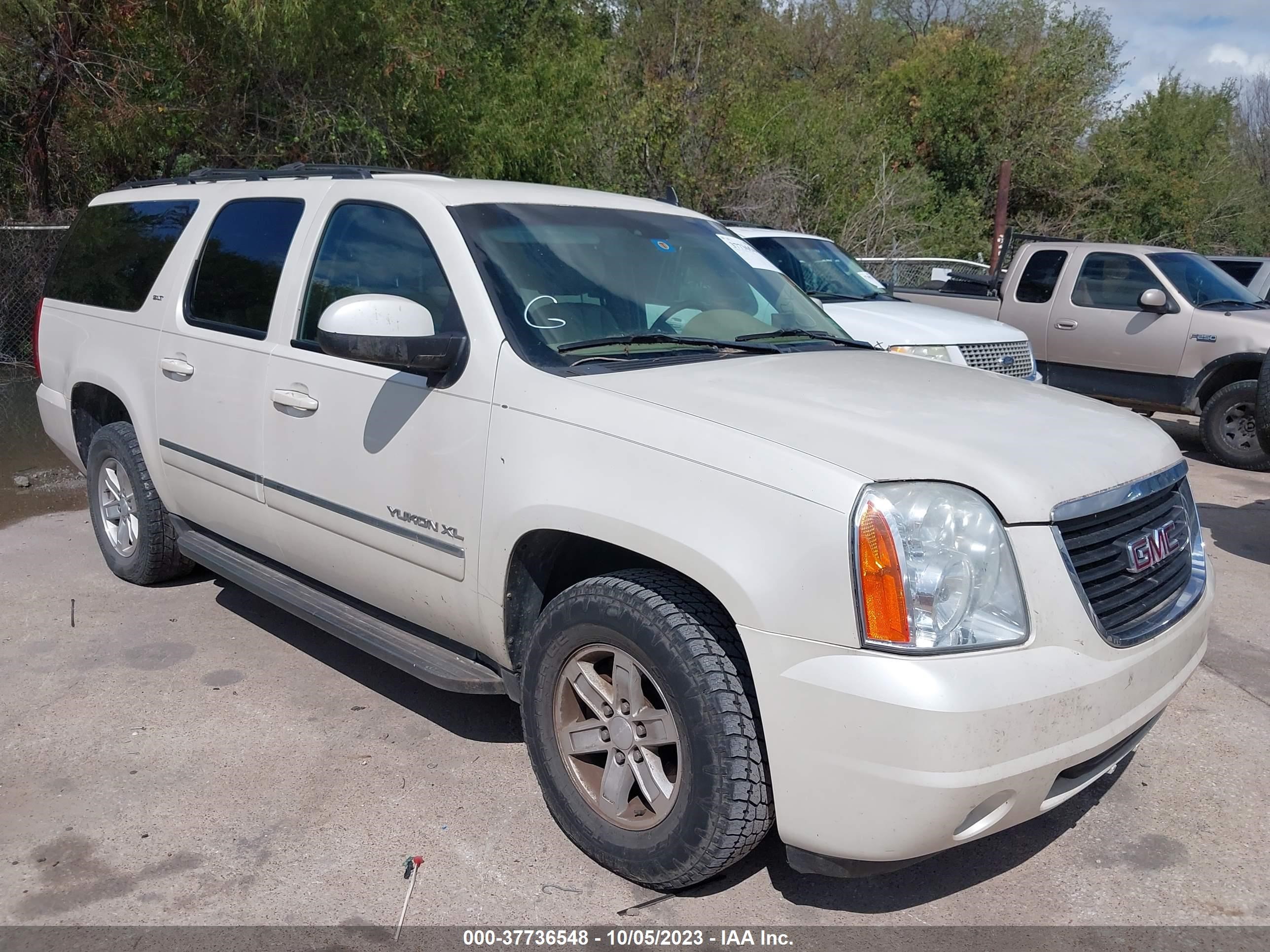 GMC YUKON 2012 1gks1ke04cr124979